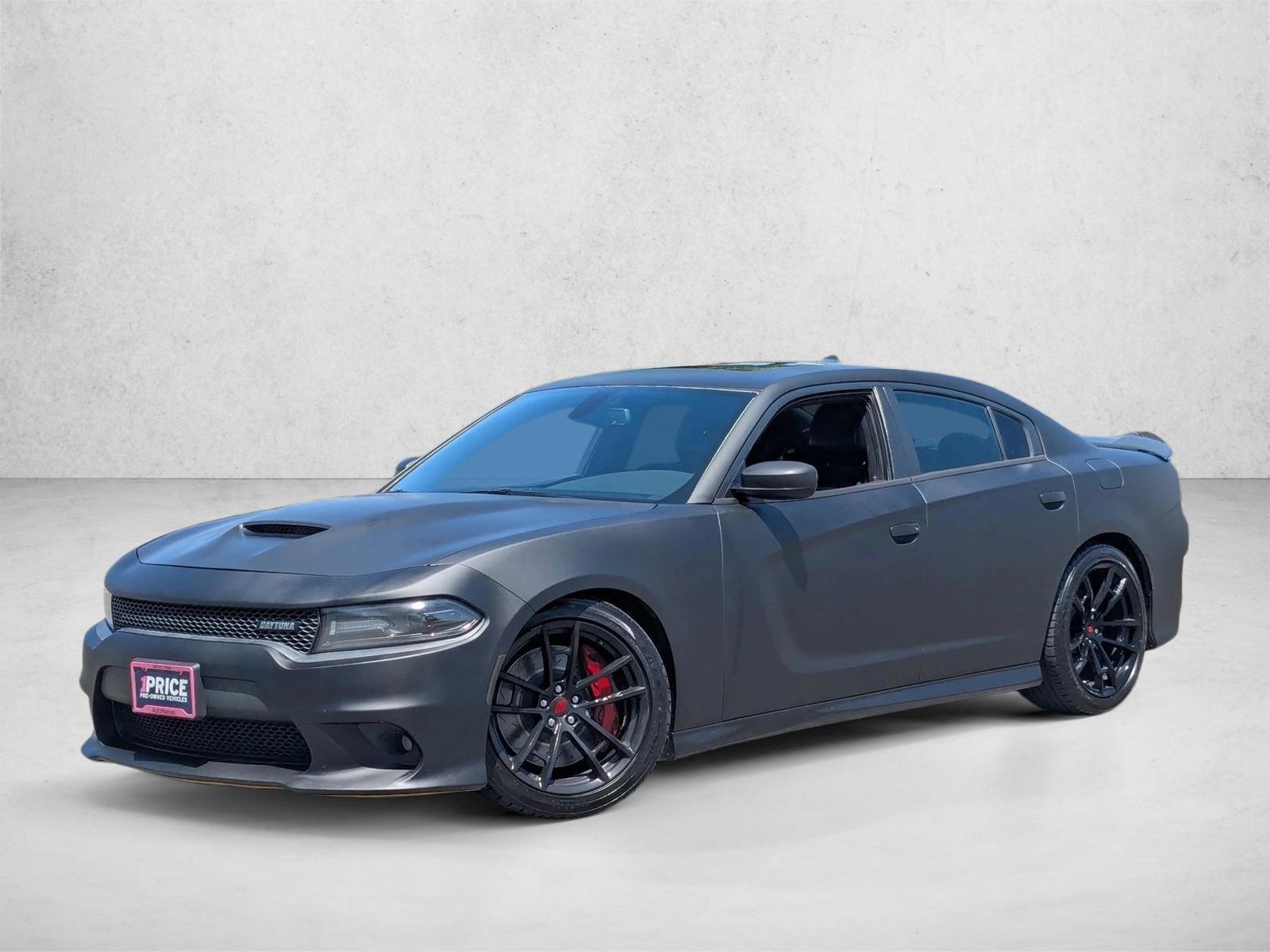 Thumbnail: 2017 Dodge Charger - 1