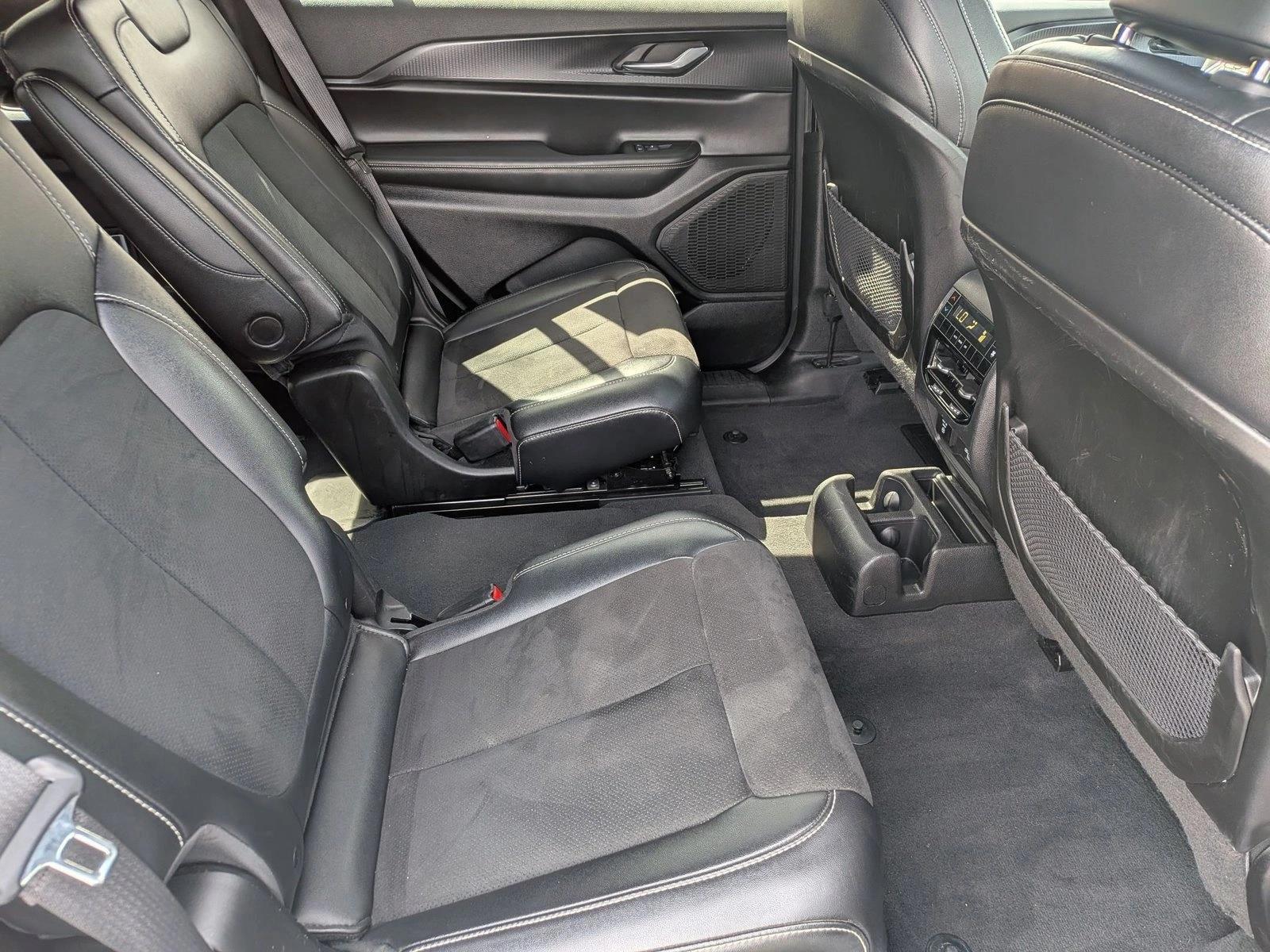 2024 Jeep Grand Cherokee L Altitude - Photo 20