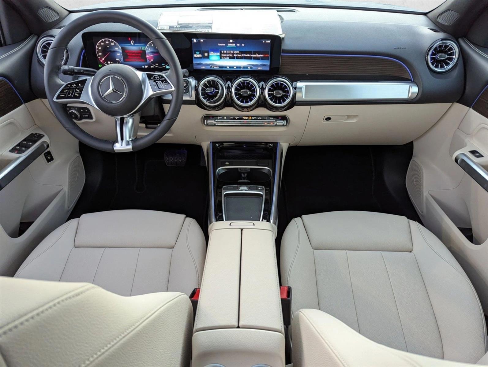 Thumbnail: 2026 Mercedes-Benz GLB - 4