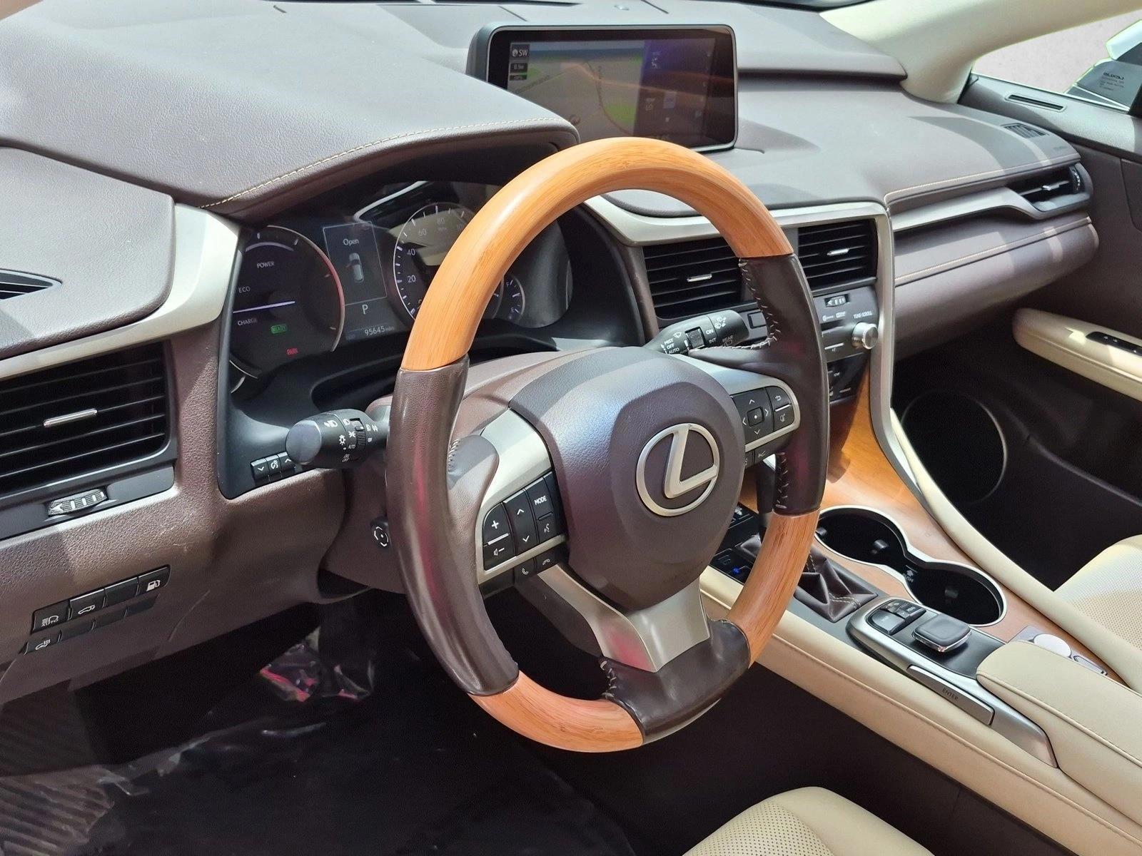 Thumbnail: 2019 Lexus RX - 3