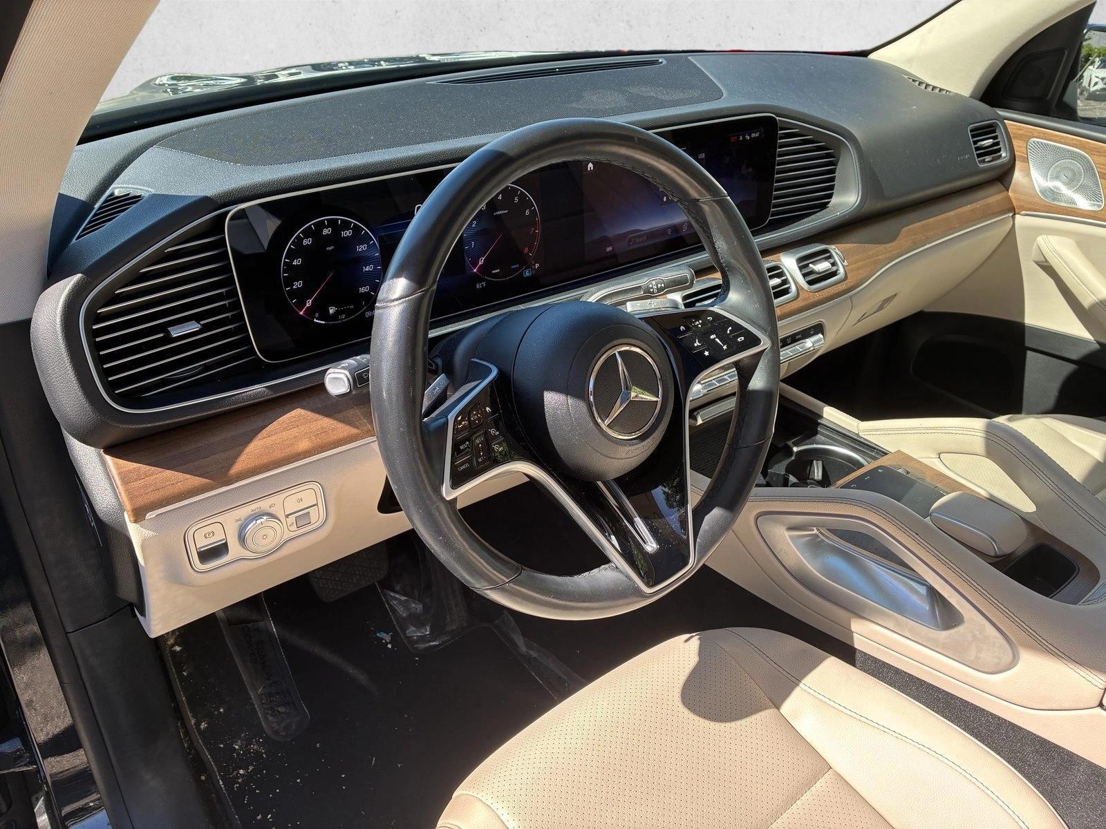 Thumbnail: 2024 Mercedes-Benz GLE - 3