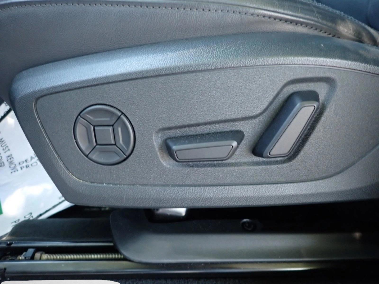 Thumbnail: 2025 Audi Q3 - 4