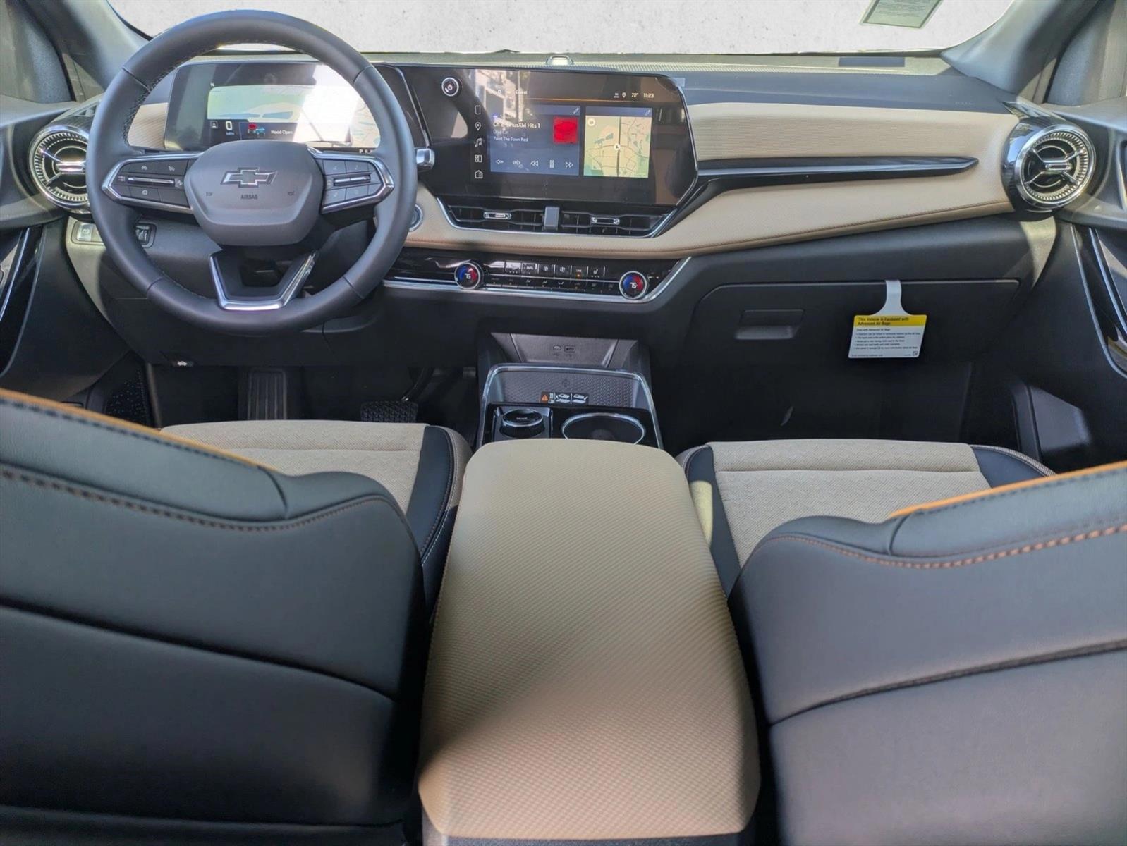 Thumbnail: 2026 Chevrolet Equinox - 3