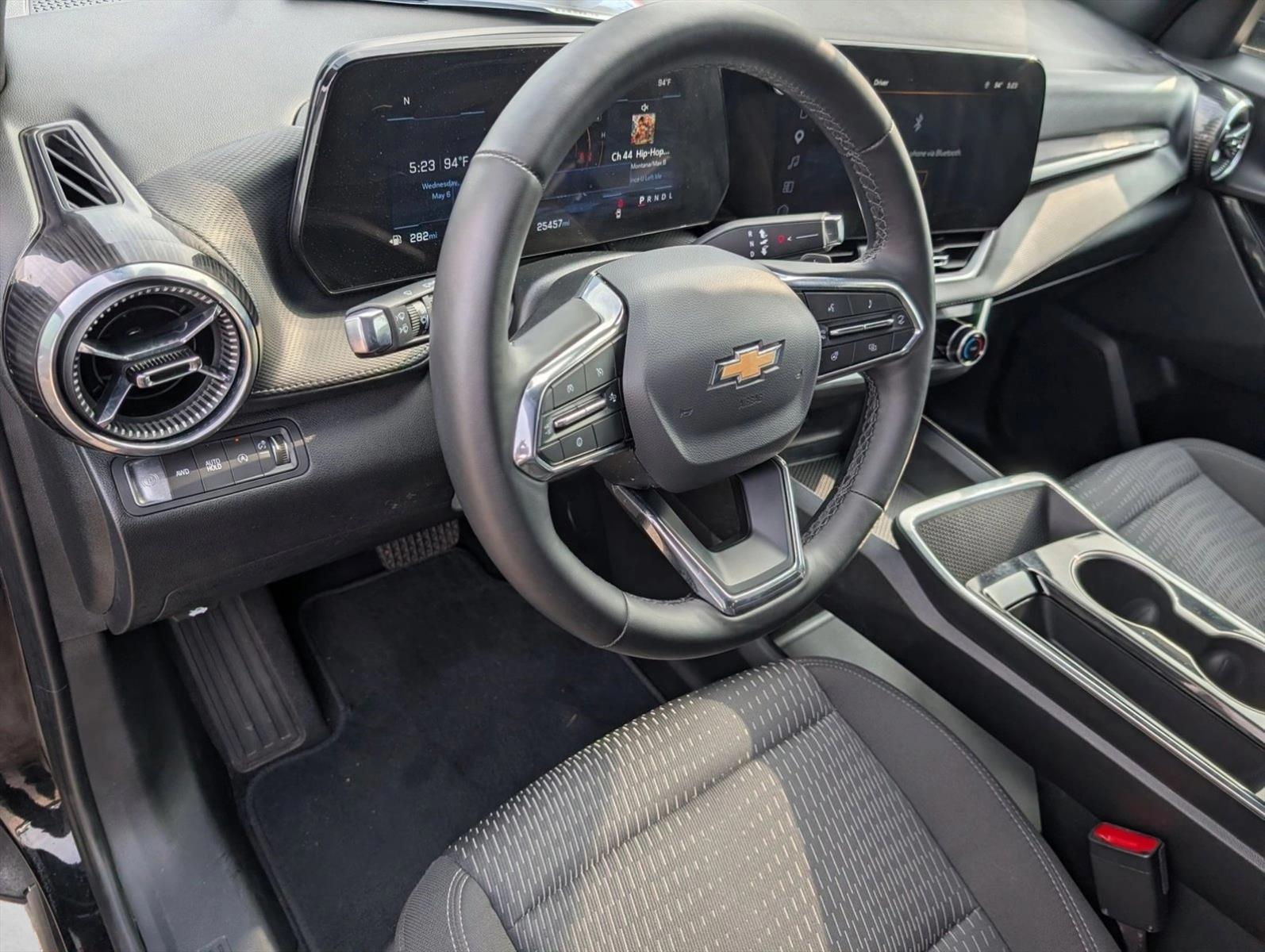 Thumbnail: 2025 Chevrolet Equinox - 3
