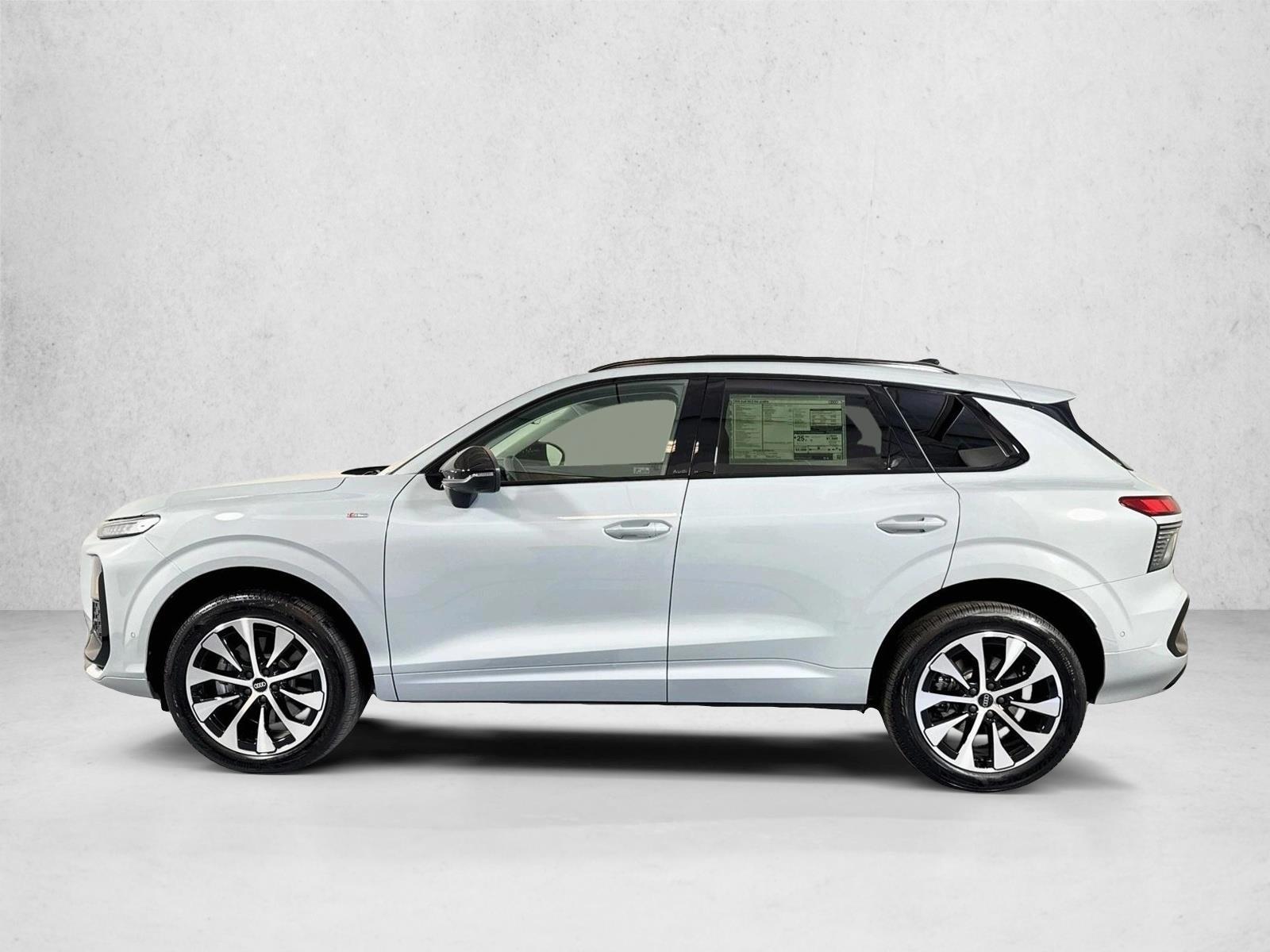 Thumbnail: 2026 Audi Q3 - 2