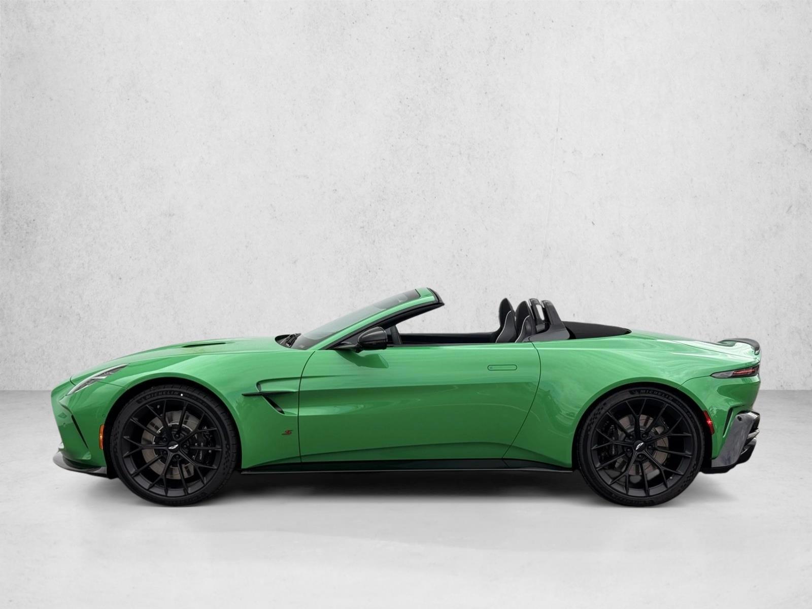 Thumbnail: 2026 Aston Martin Vantage - 3
