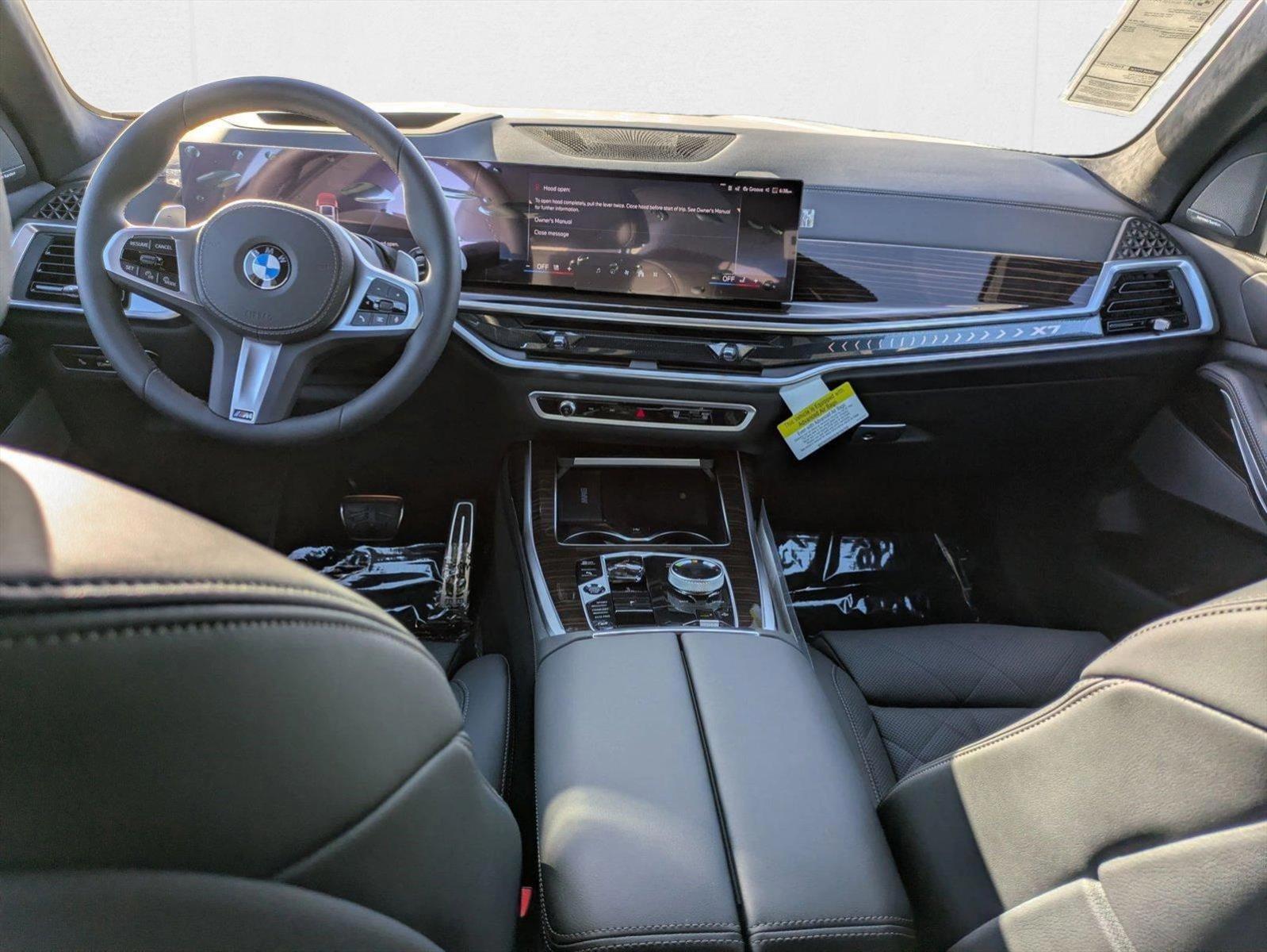 2026 BMW X7 40i - Photo 15