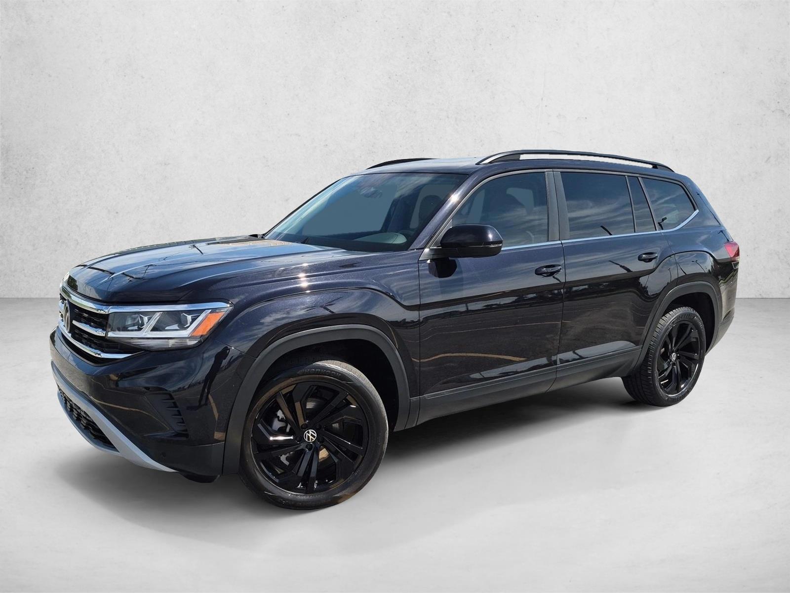 Thumbnail: 2023 Volkswagen Atlas - 1