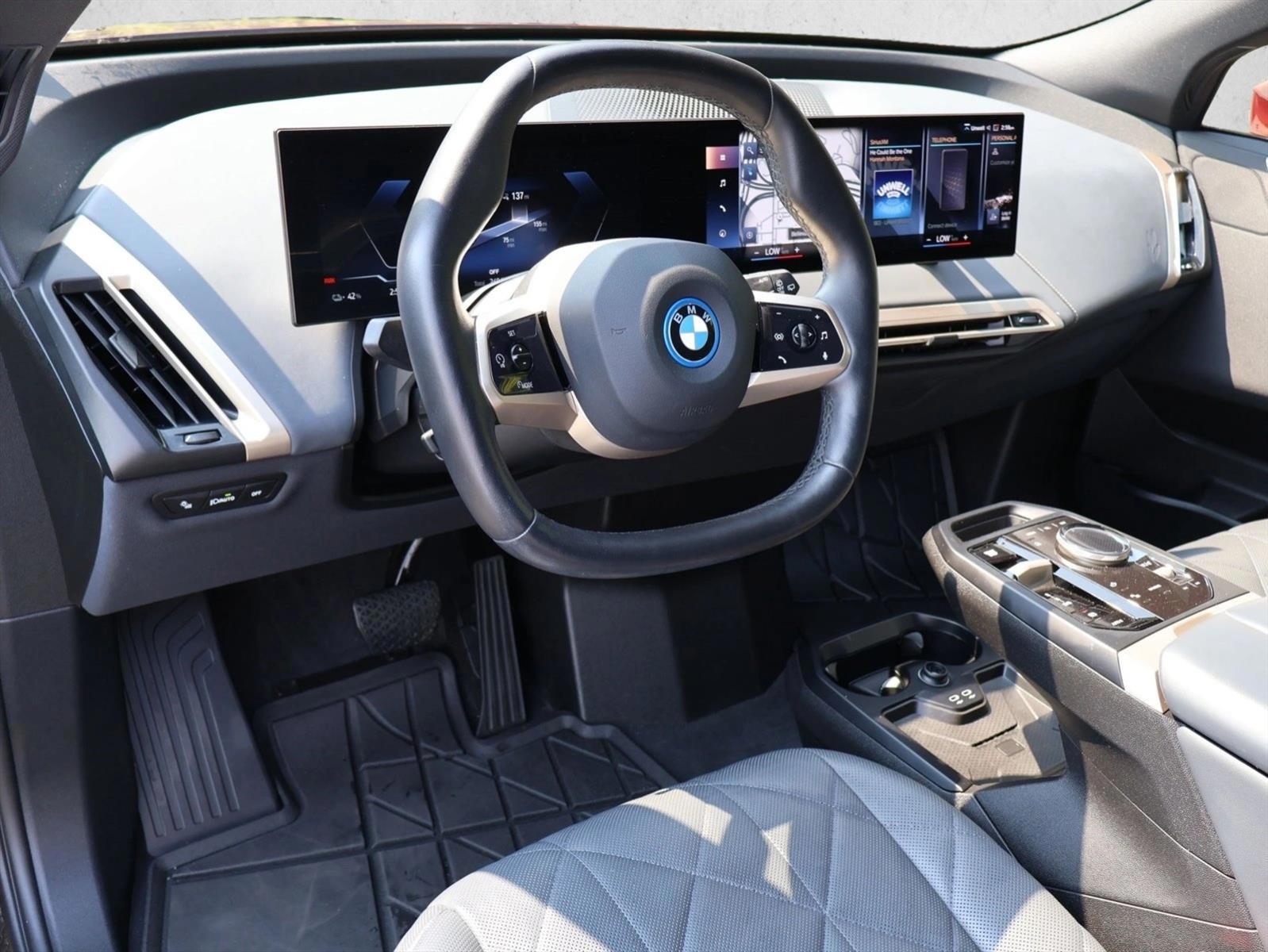 Thumbnail: 2023 BMW iX - 3