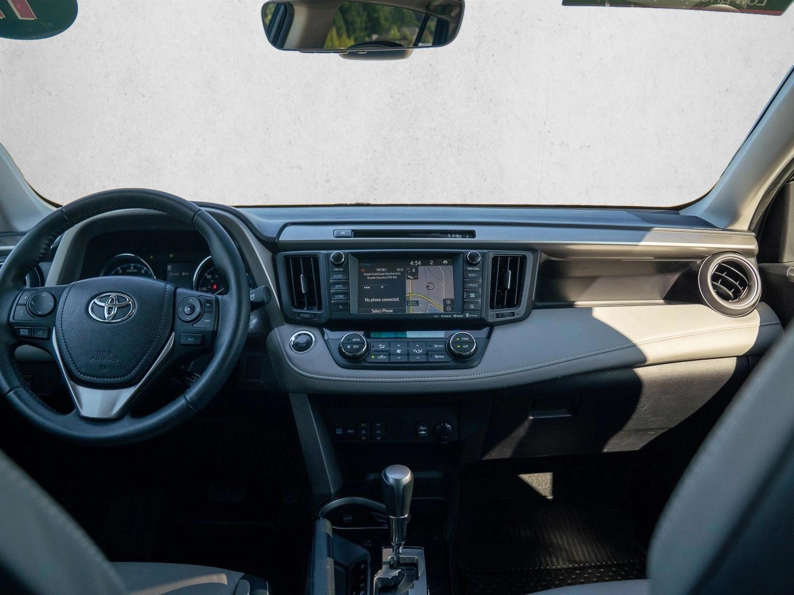 Thumbnail: 2017 Toyota RAV4 - 4