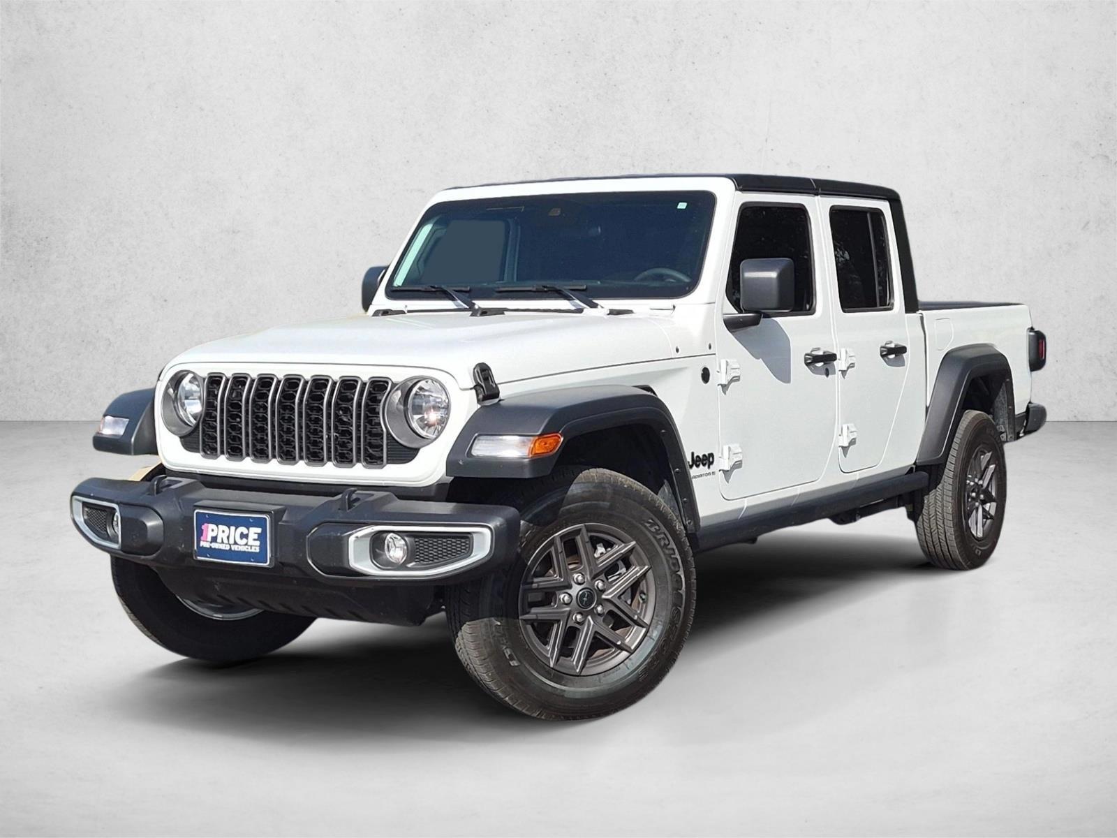 2025 Jeep Gladiator Sport S Auto's photo