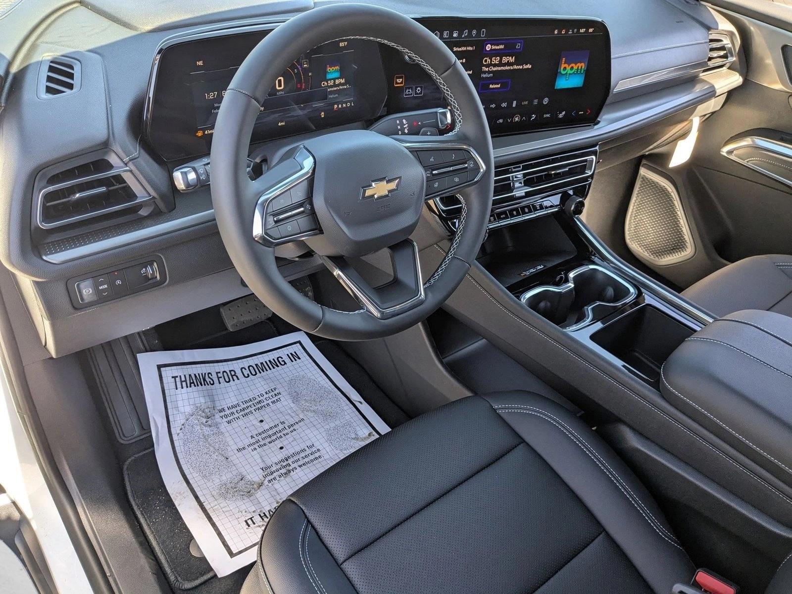 Thumbnail: 2026 Chevrolet Traverse - 3