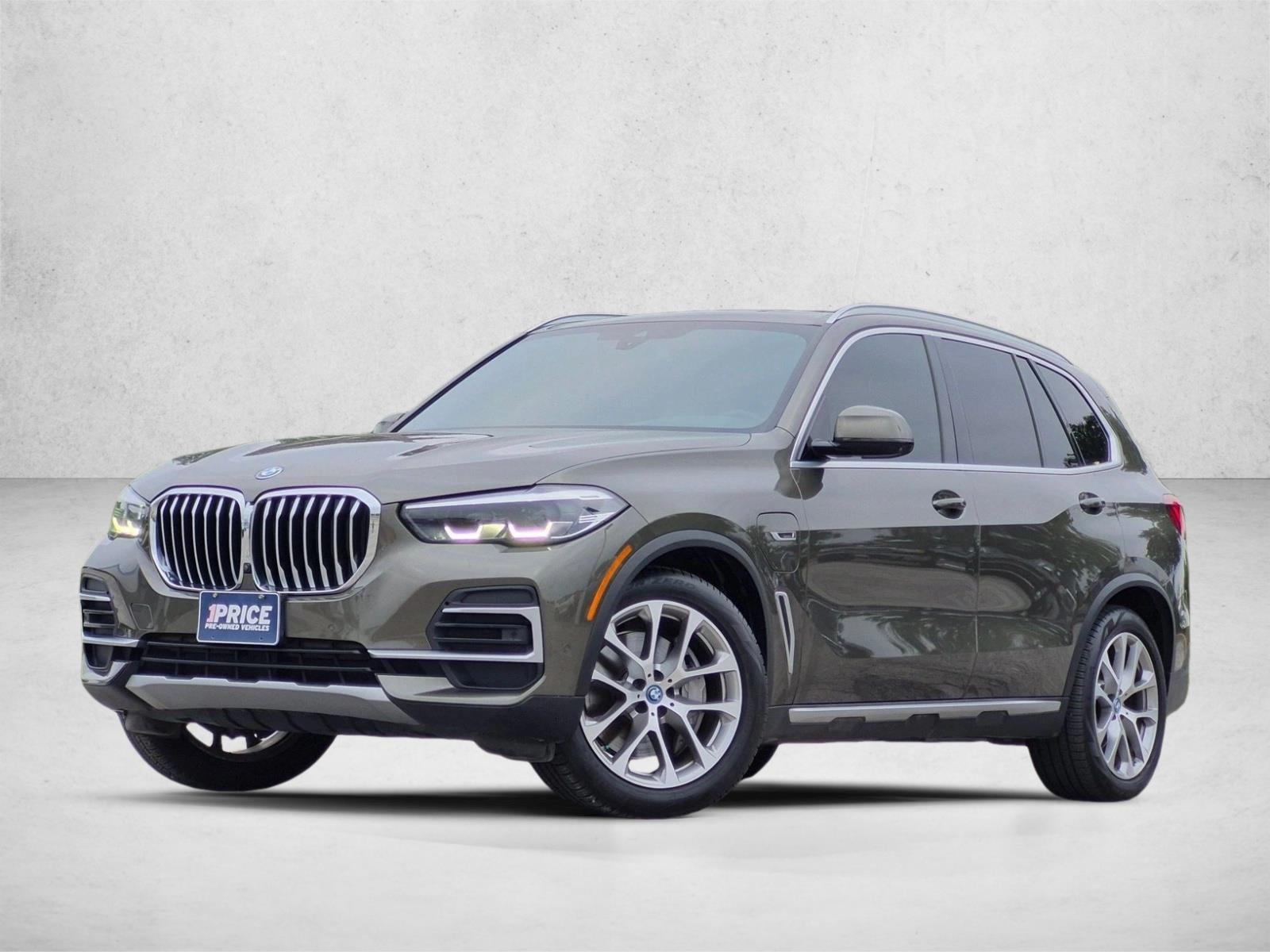 Thumbnail: 2022 BMW X5 - 1
