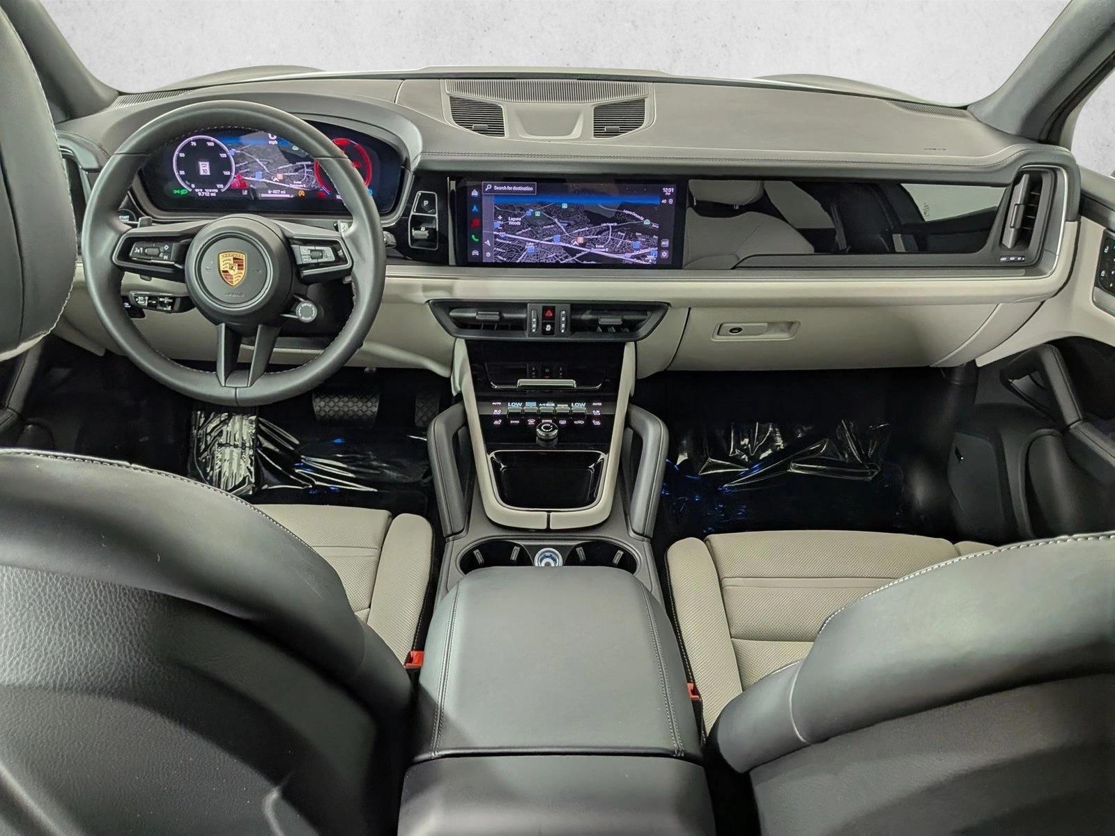 Thumbnail: 2026 Porsche Cayenne - 4
