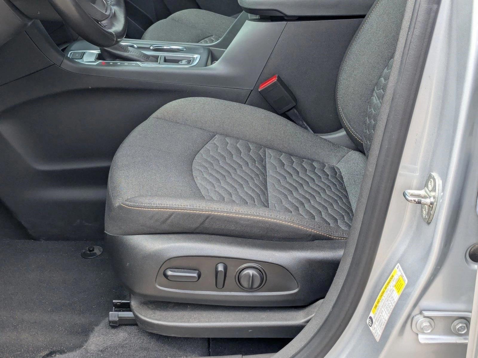 Thumbnail: 2021 Chevrolet Equinox - 4