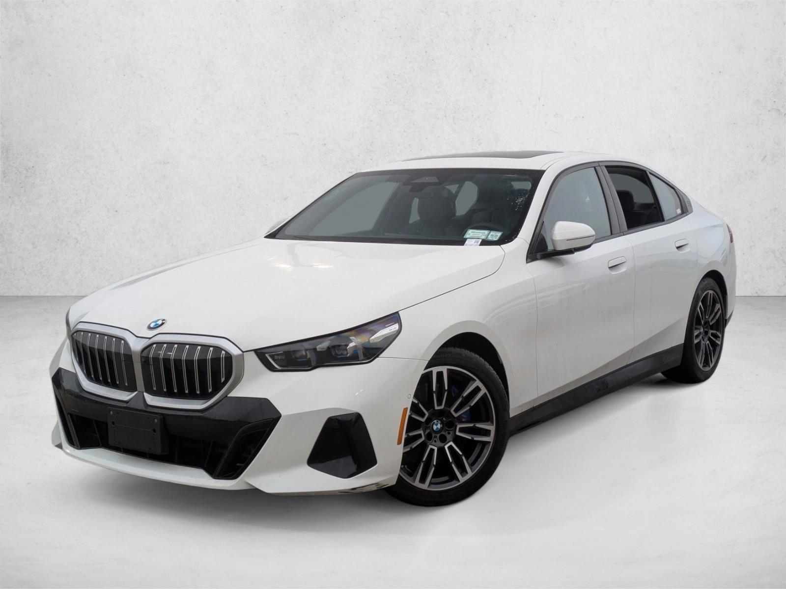 Thumbnail: 2026 BMW 5 Series - 1