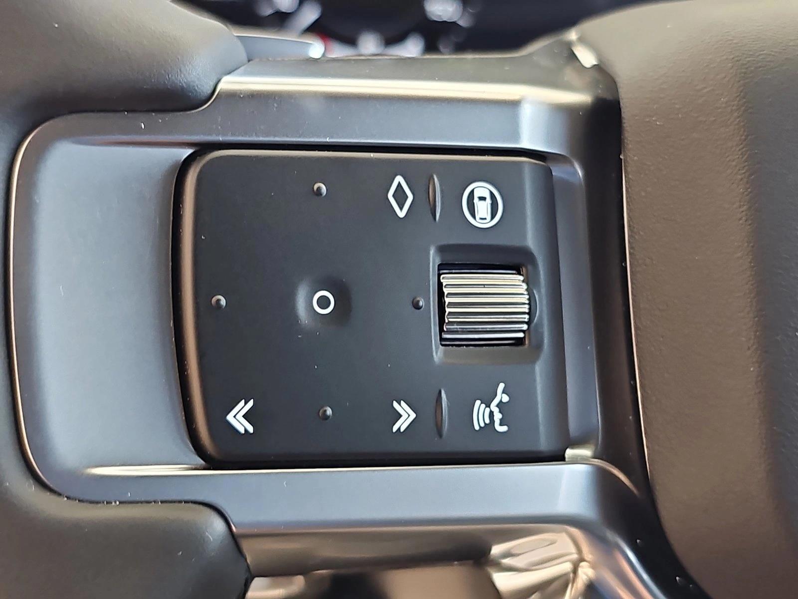 2025 Land Rover Discovery Dynamic SE - Photo 18