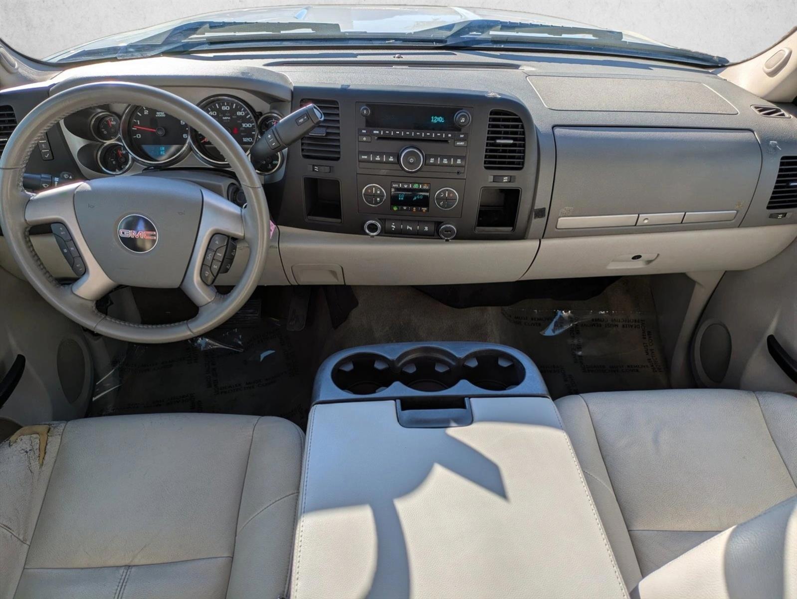 Thumbnail: 2011 GMC Sierra 1500 - 3