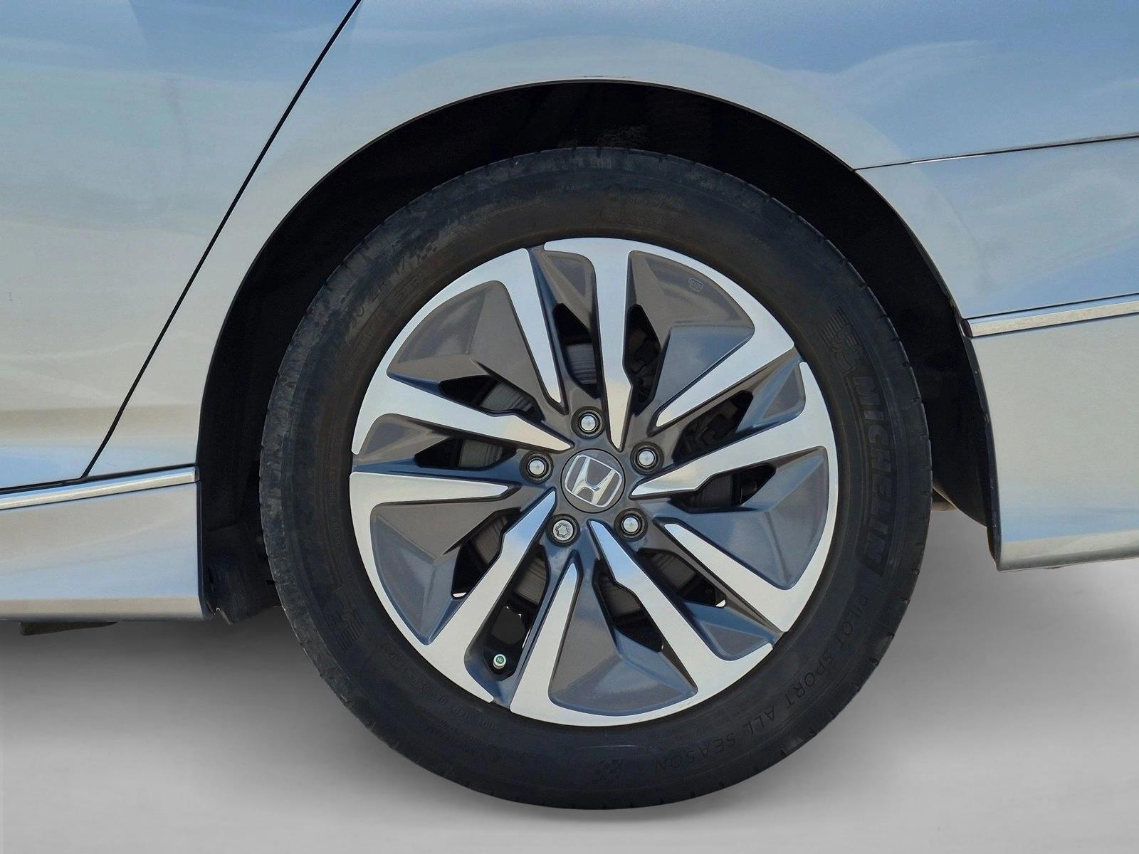 2019 Honda Accord Hybrid Touring - Photo 24