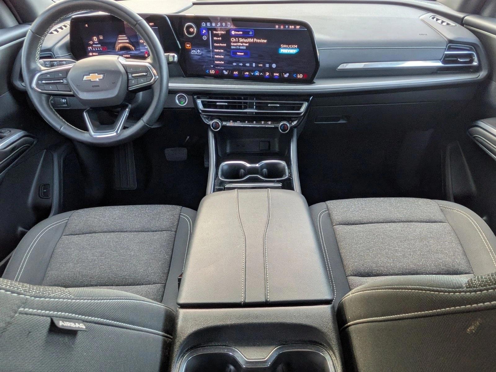 Thumbnail: 2024 Chevrolet Traverse - 4