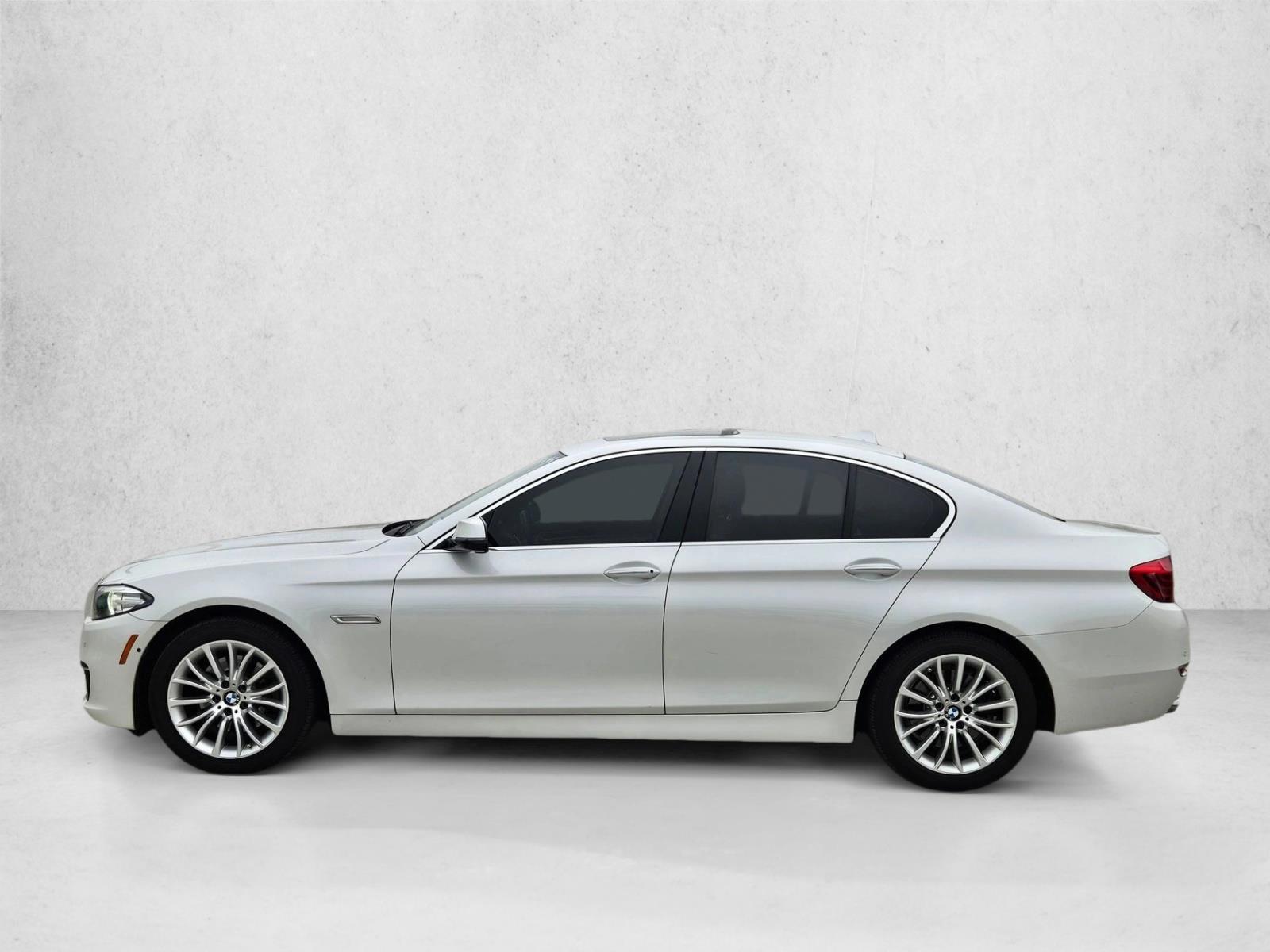 Thumbnail: 2016 BMW 5 Series - 2