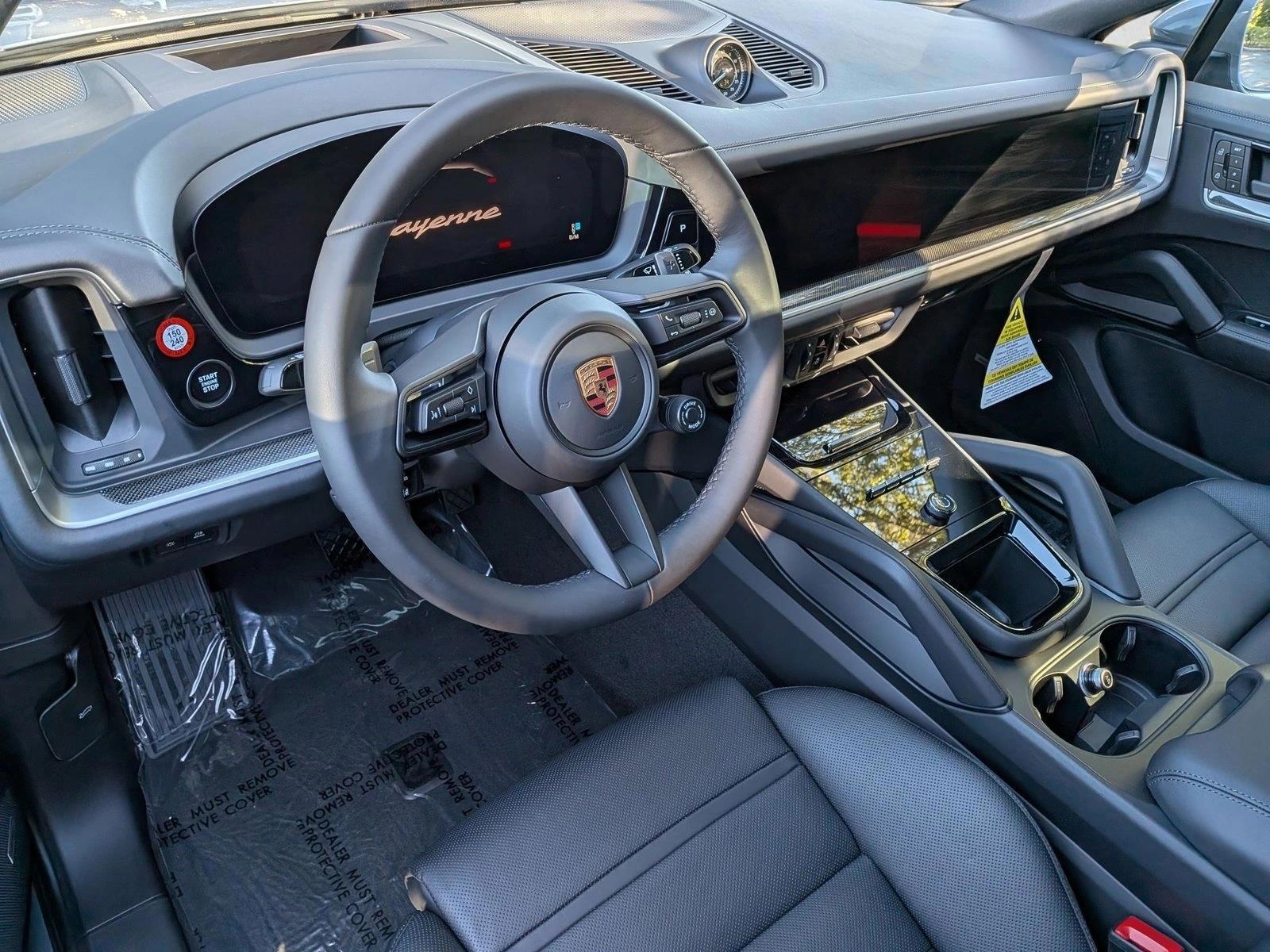 Thumbnail: 2026 Porsche Cayenne - 3