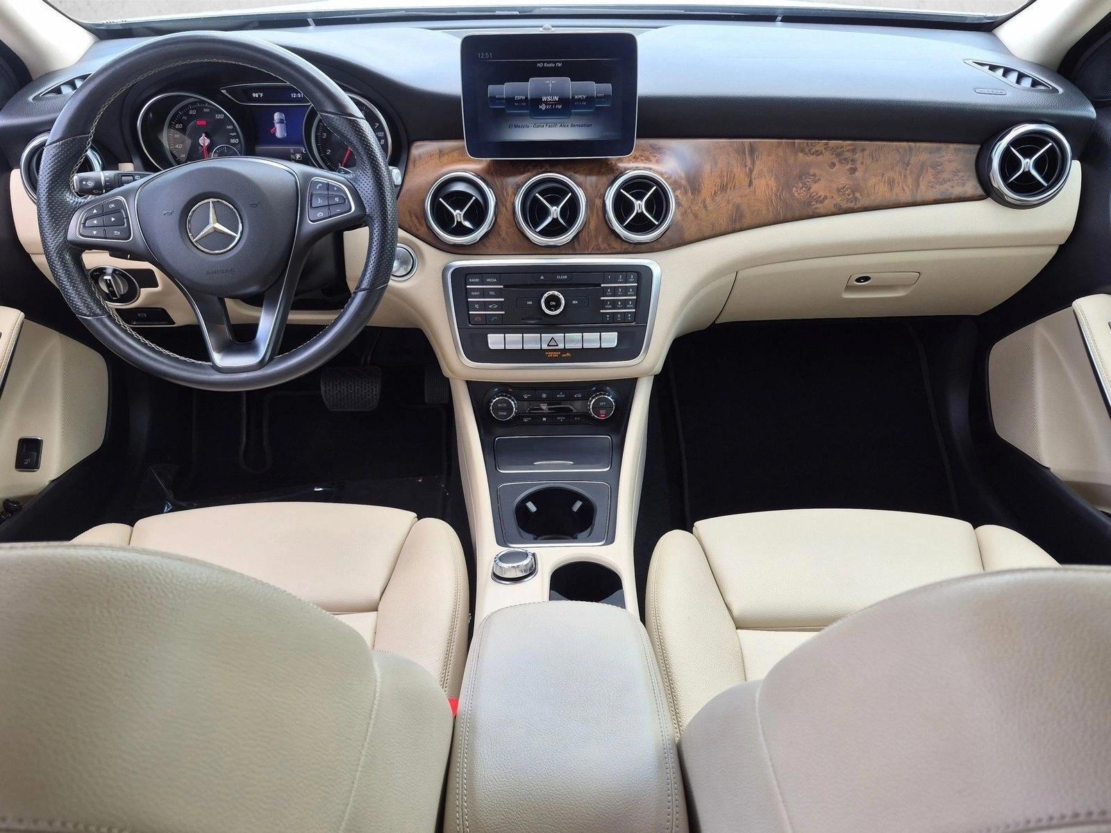 Thumbnail: 2019 Mercedes-Benz GLA - 3