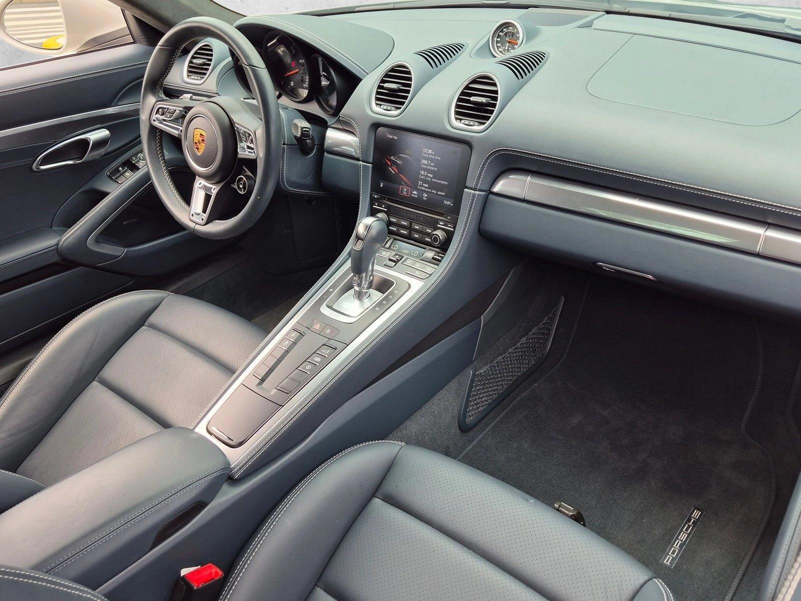 Thumbnail: 2022 Porsche 718 Cayman - 4