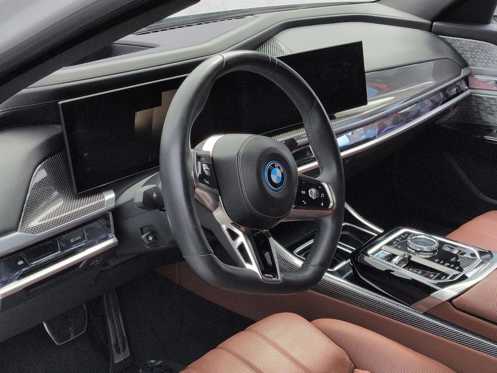 Thumbnail: 2023 BMW i7 - 3
