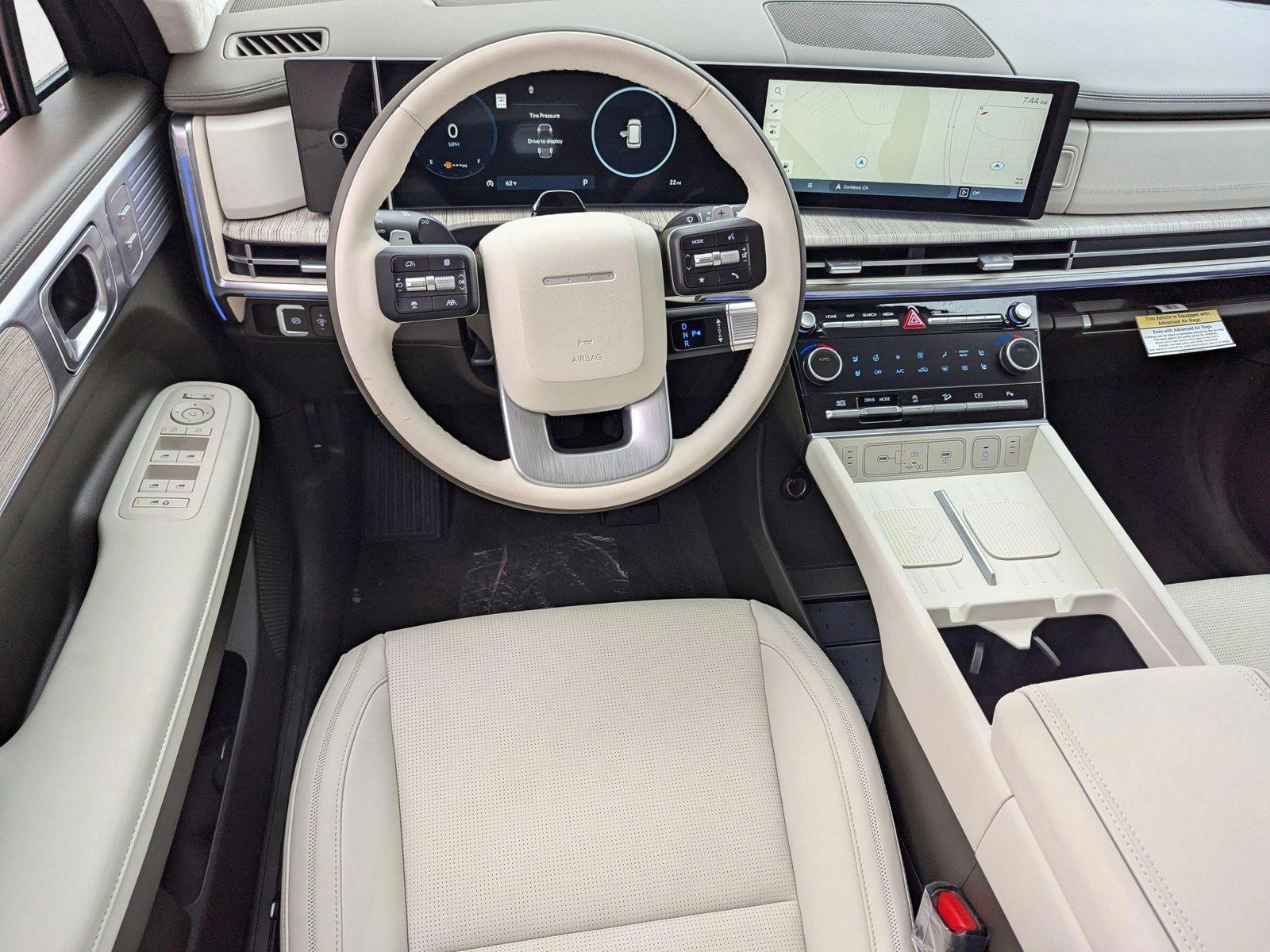 Thumbnail: 2025 Hyundai Santa Fe - 4