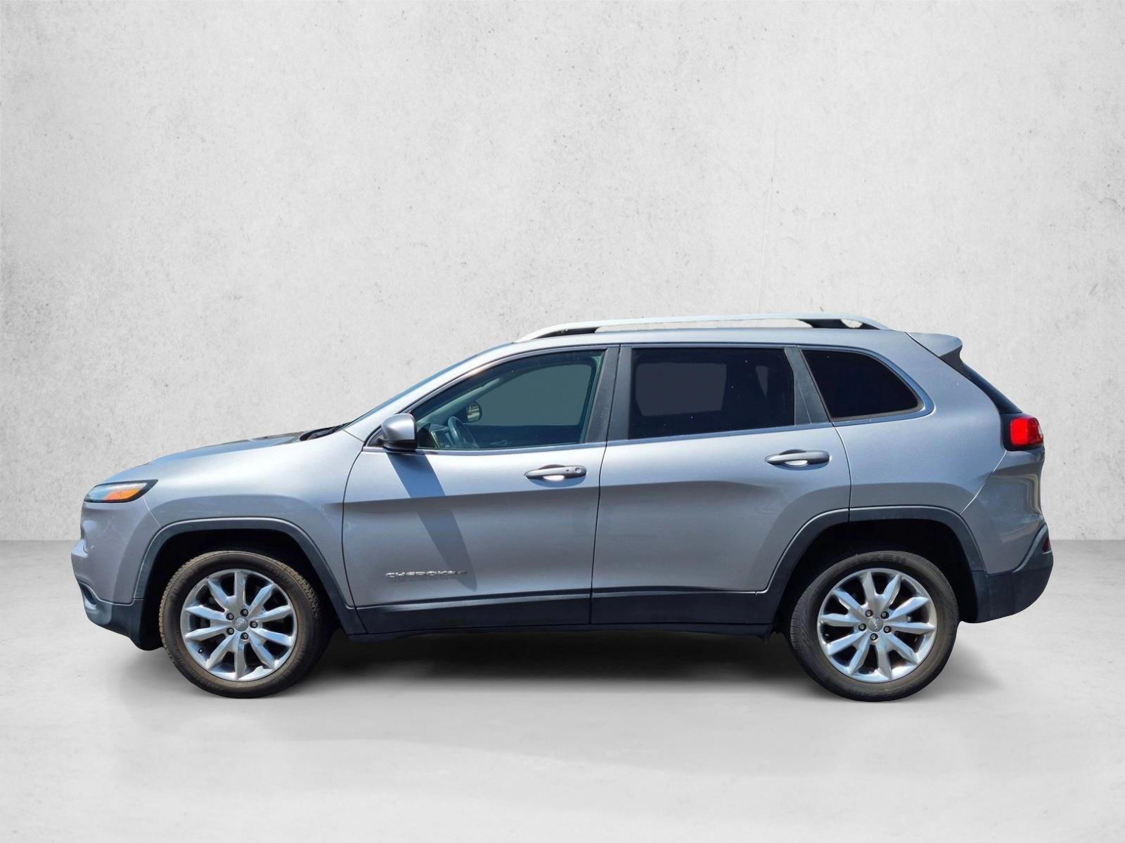 Thumbnail: 2017 Jeep Cherokee - 2