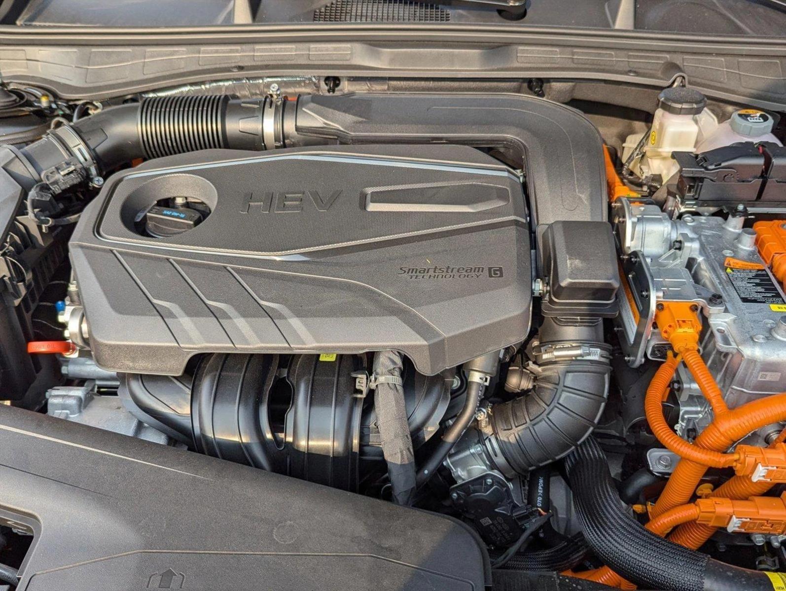 2025 Hyundai Sonata Hybrid SEL - Photo 15