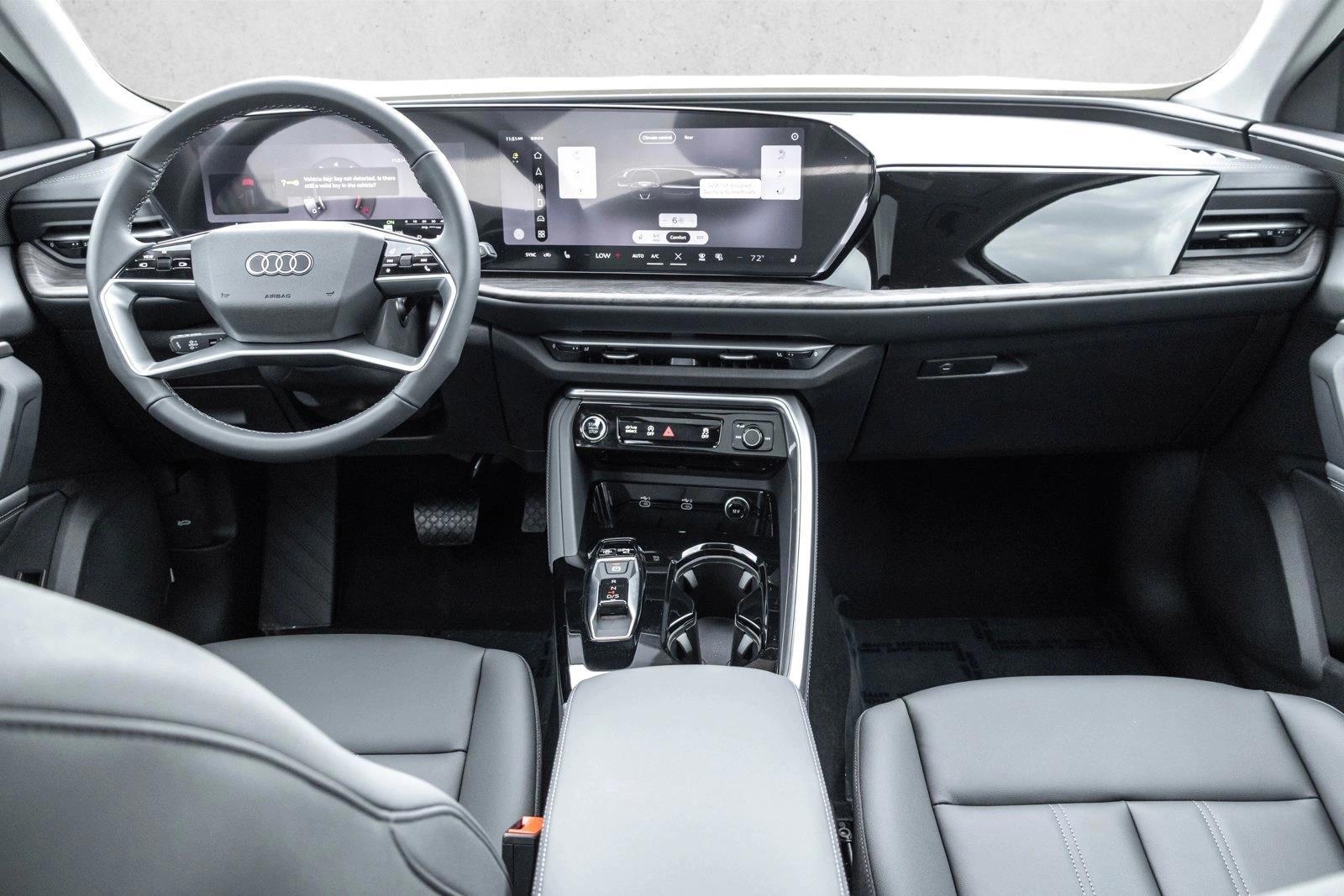 Thumbnail: 2026 Audi Q5 - 4