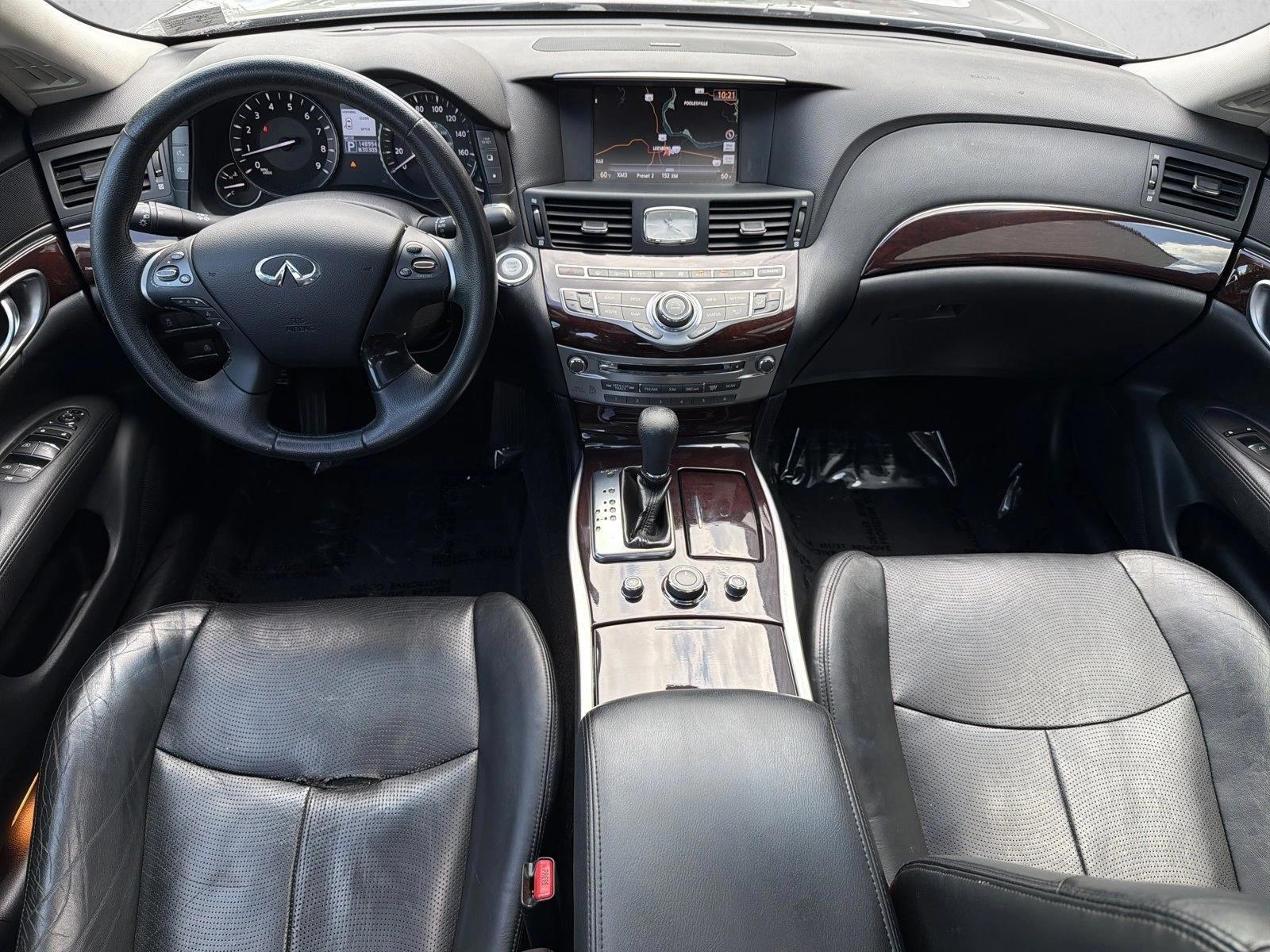 Thumbnail: 2011 INFINITI M37 - 4