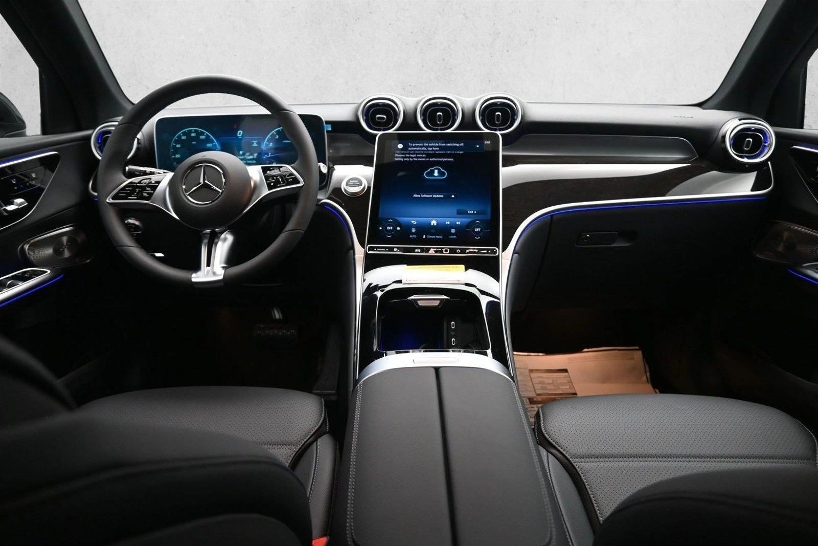 Thumbnail: 2026 Mercedes-Benz GLC - 4