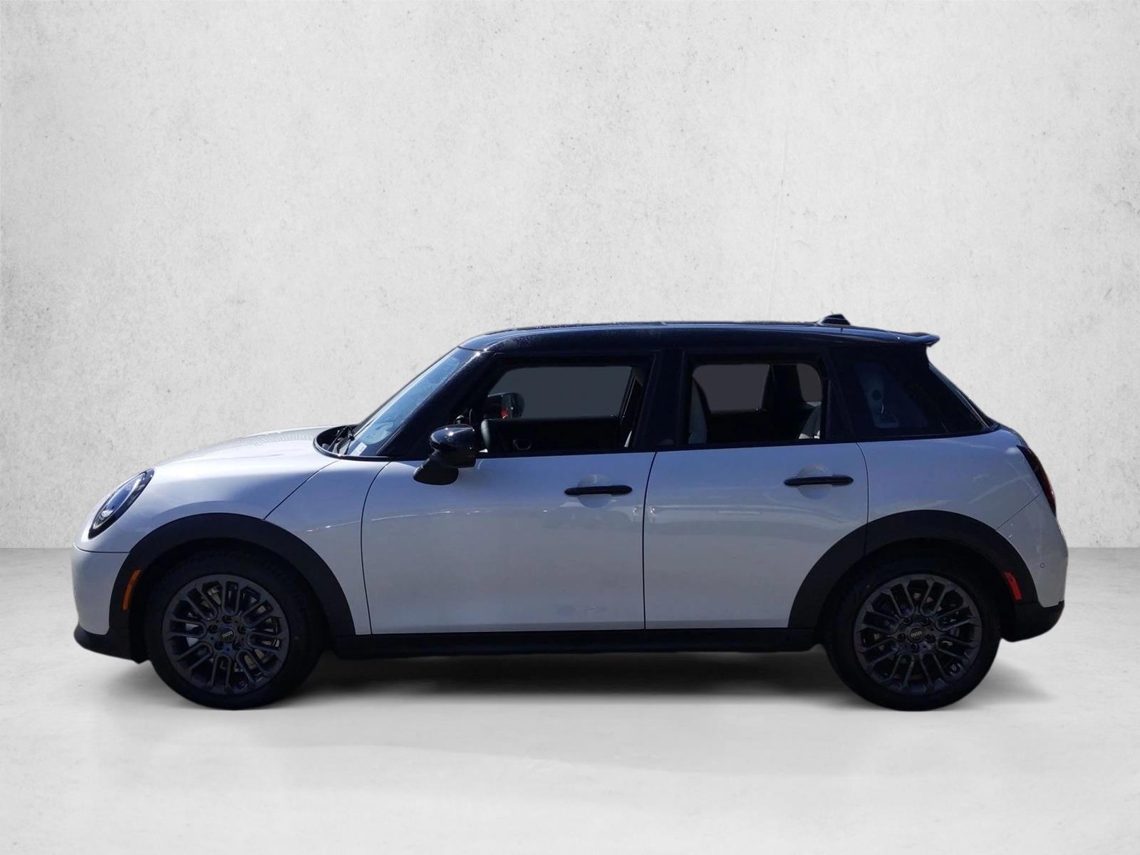 Thumbnail: 2027 MINI Cooper Hardtop - 2