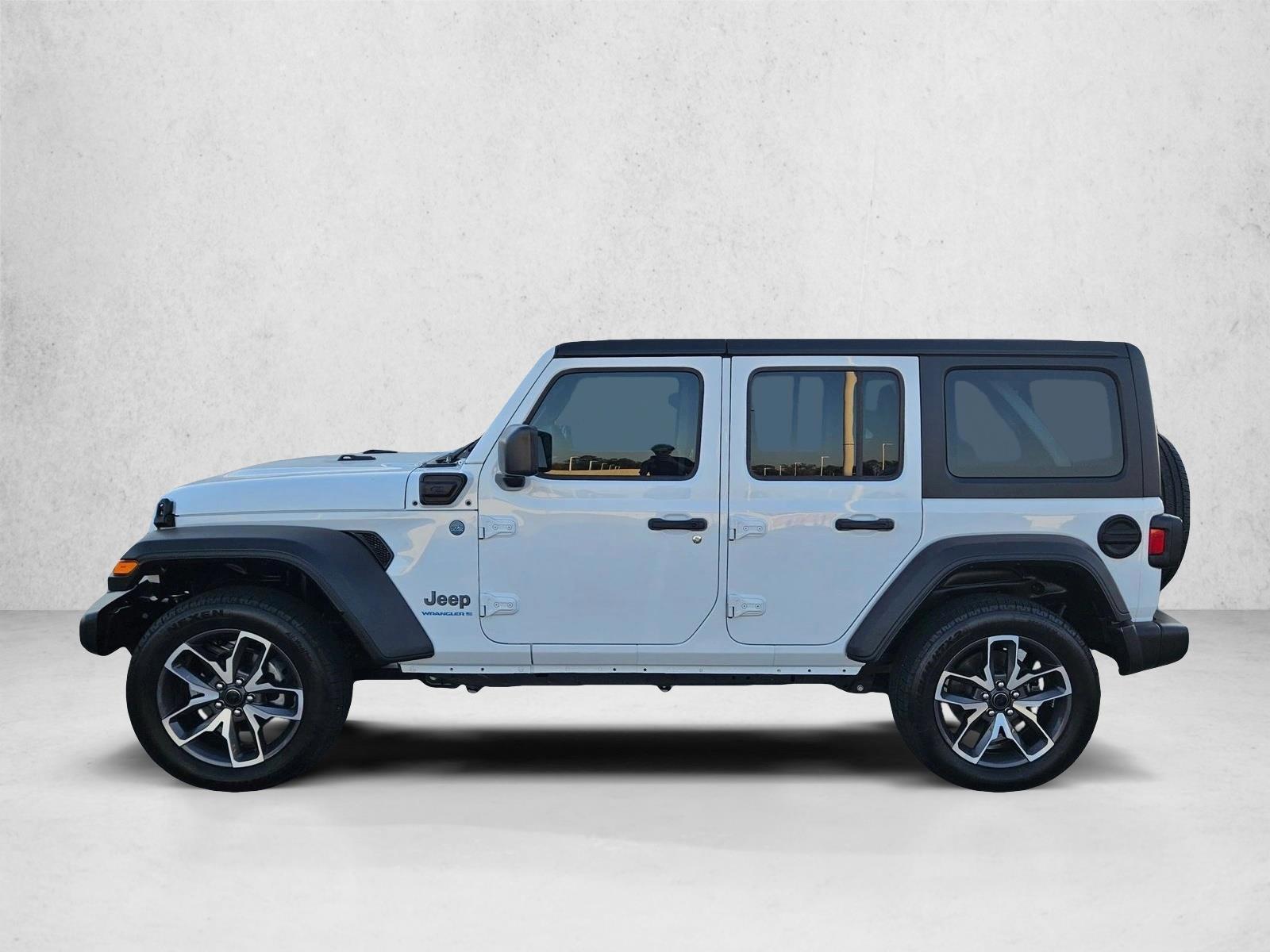 Thumbnail: 2025 Jeep Wrangler - 2