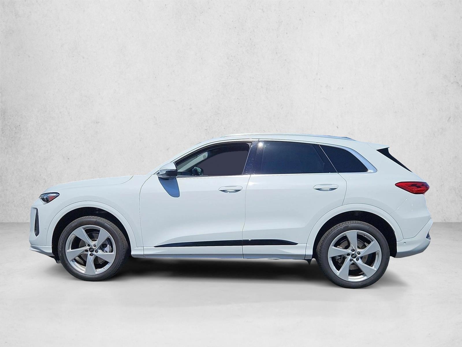 Thumbnail: 2025 Audi Q5 - 2