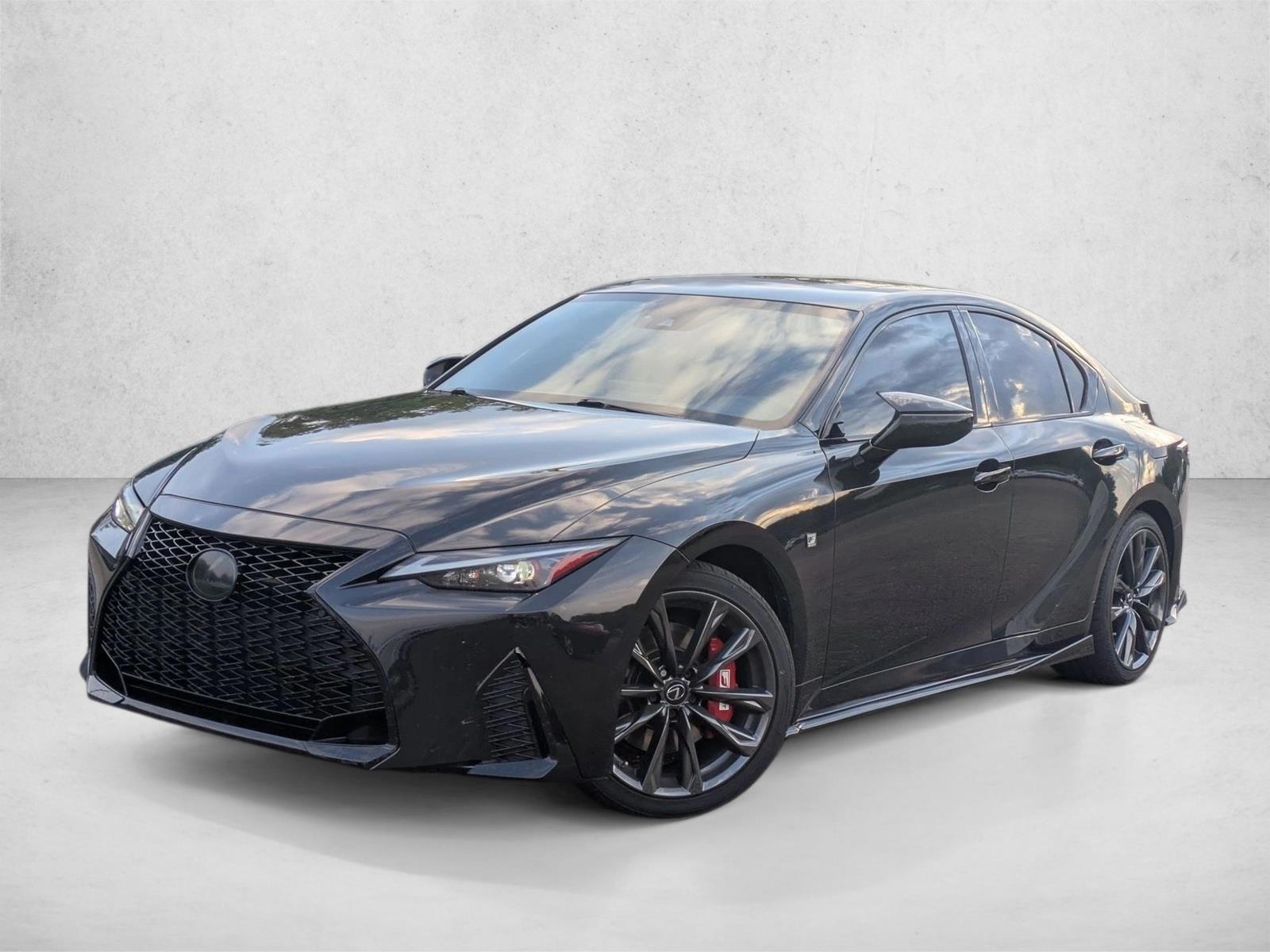 2022 Lexus IS