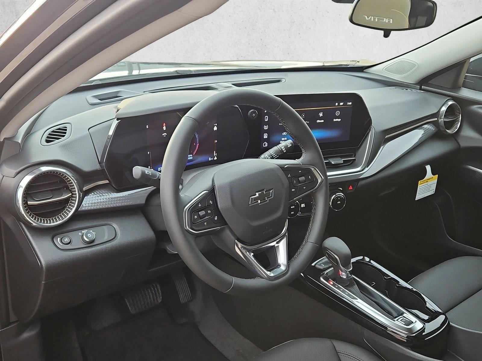 Thumbnail: 2026 Chevrolet Trax - 3