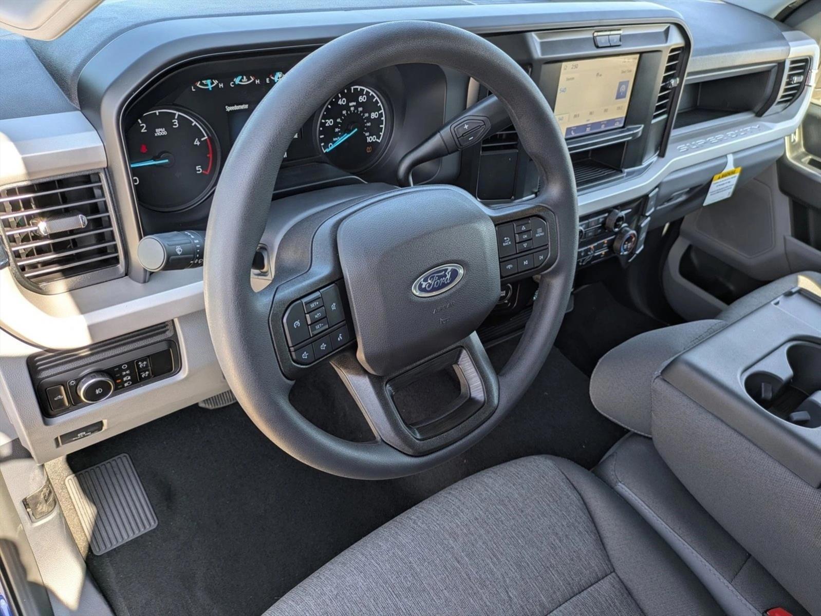 Thumbnail: 2026 Ford Econoline - 3