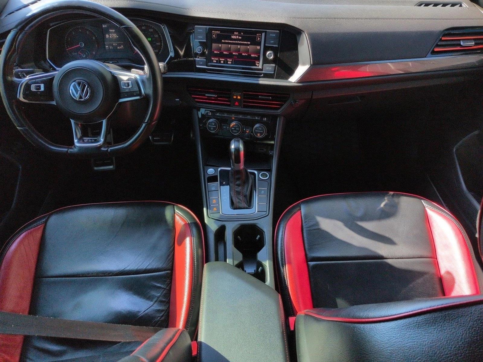 Thumbnail: 2019 Volkswagen Jetta - 4