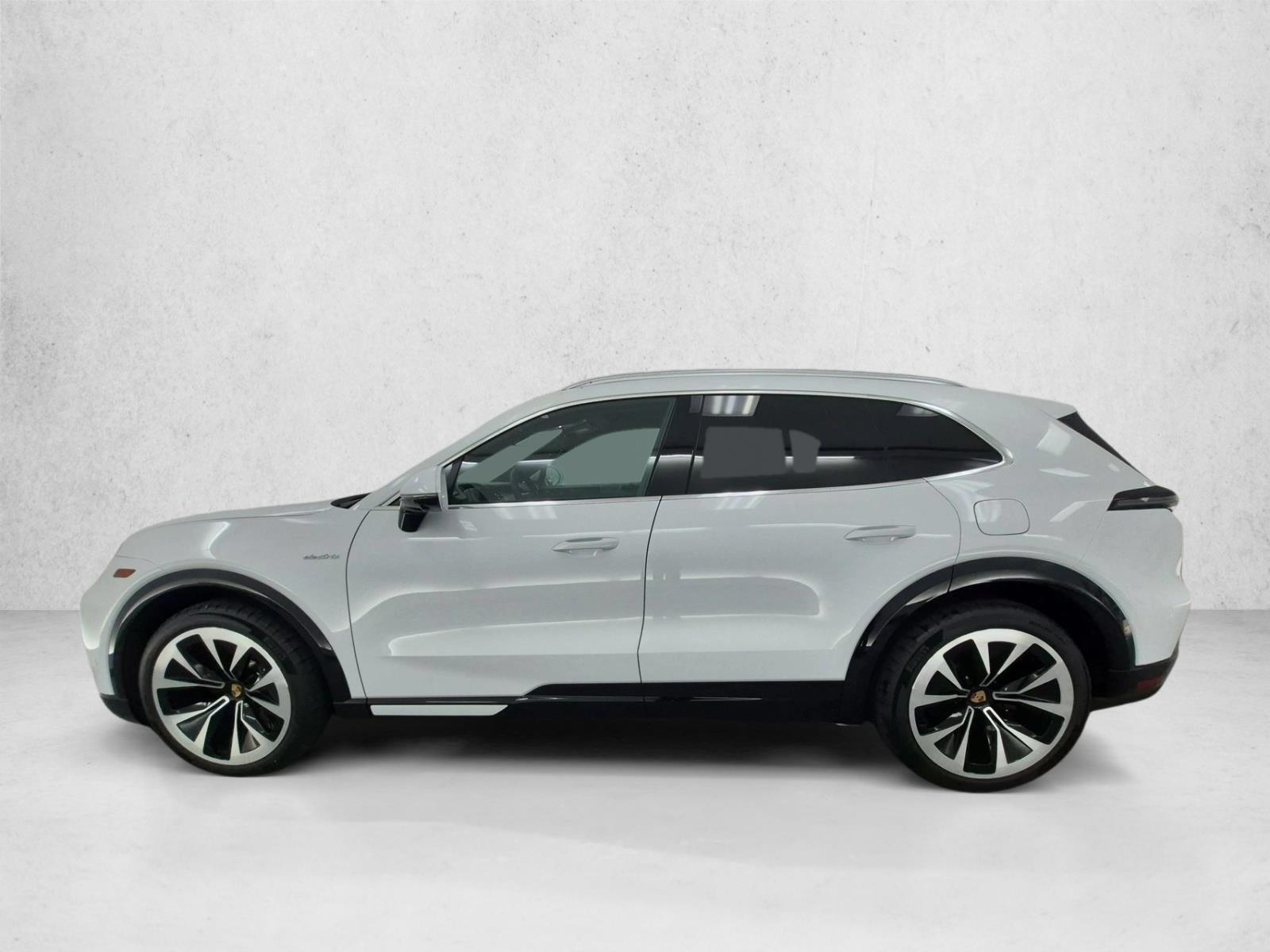 Thumbnail: 2026 Porsche Cayenne - 2