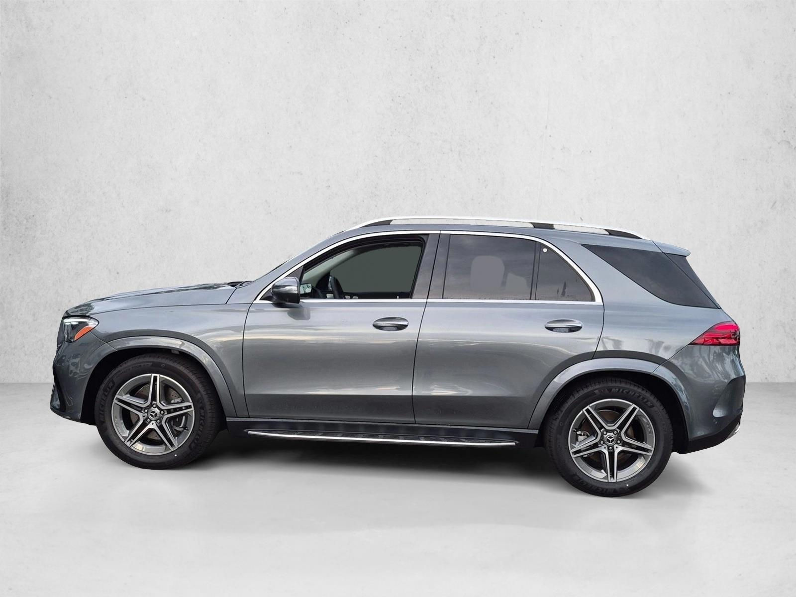 Thumbnail: 2026 Mercedes-Benz GLE - 2