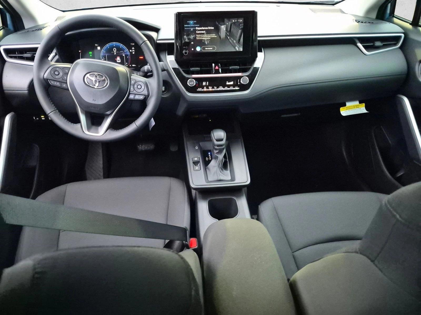 Thumbnail: 2026 Toyota Corolla Cross - 4