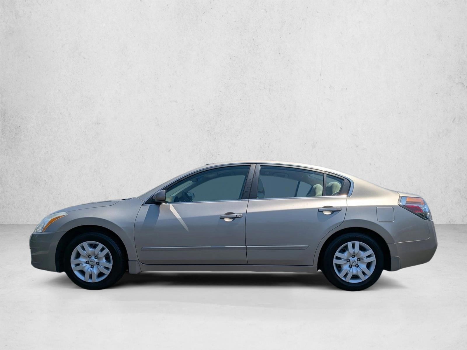 Thumbnail: 2012 Nissan Altima - 2