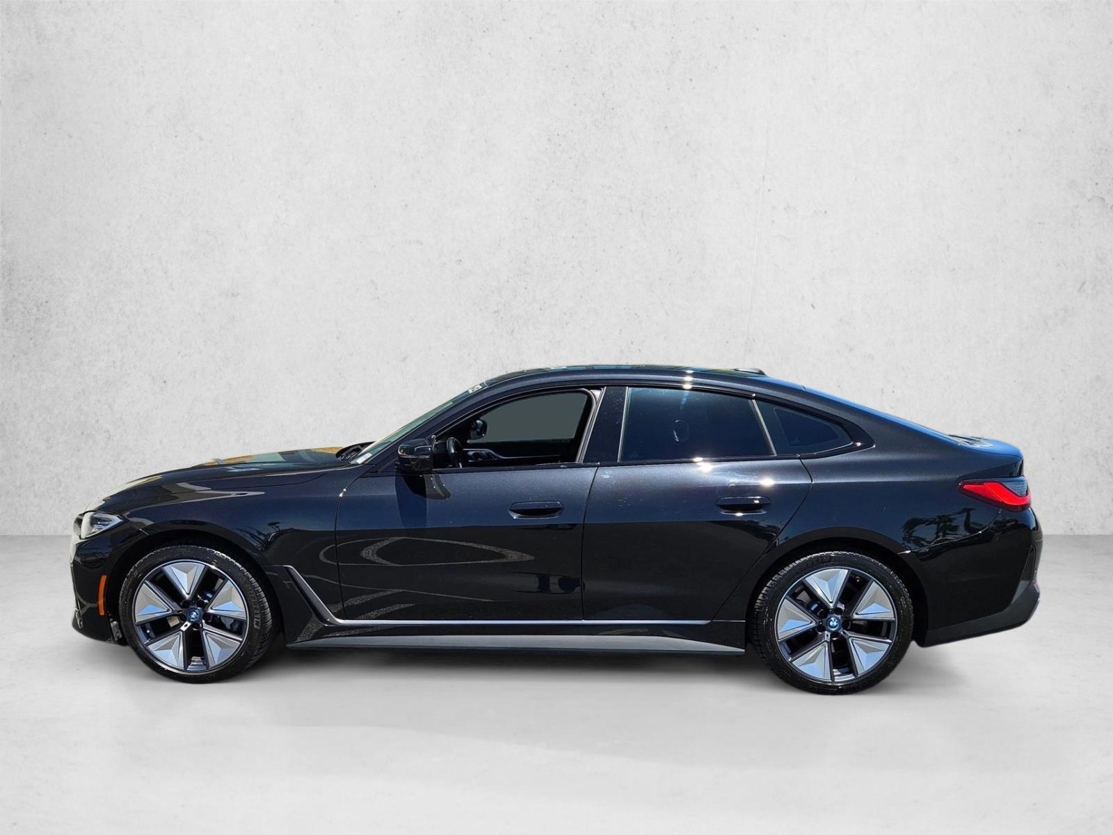 Thumbnail: 2023 BMW i4 - 2