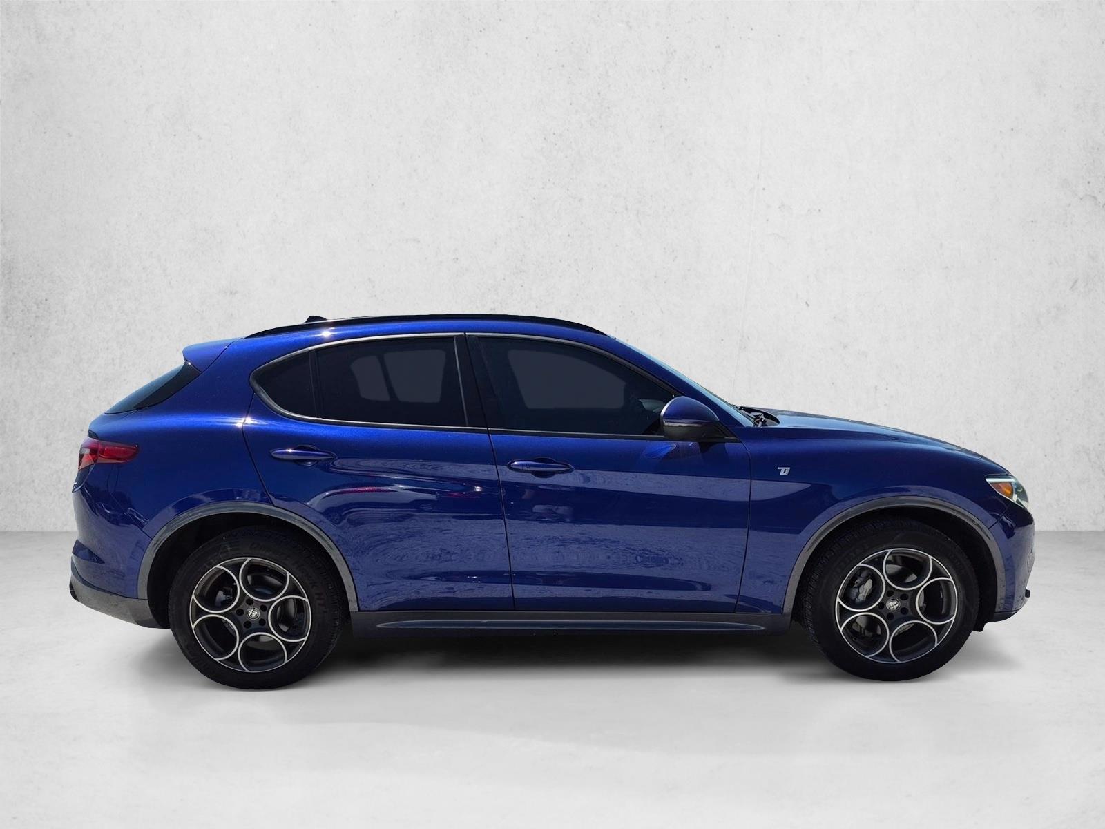 2022 Alfa Romeo Stelvio