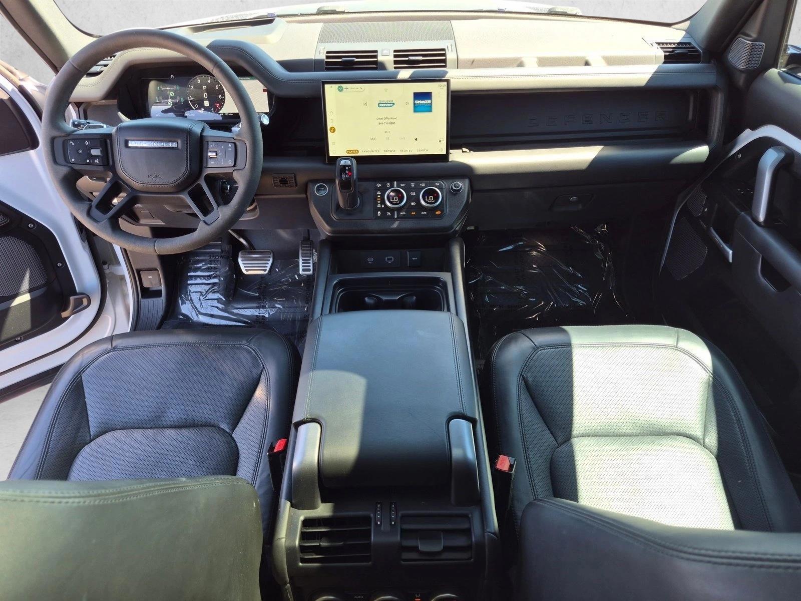 Thumbnail: 2023 Land Rover Defender - 3