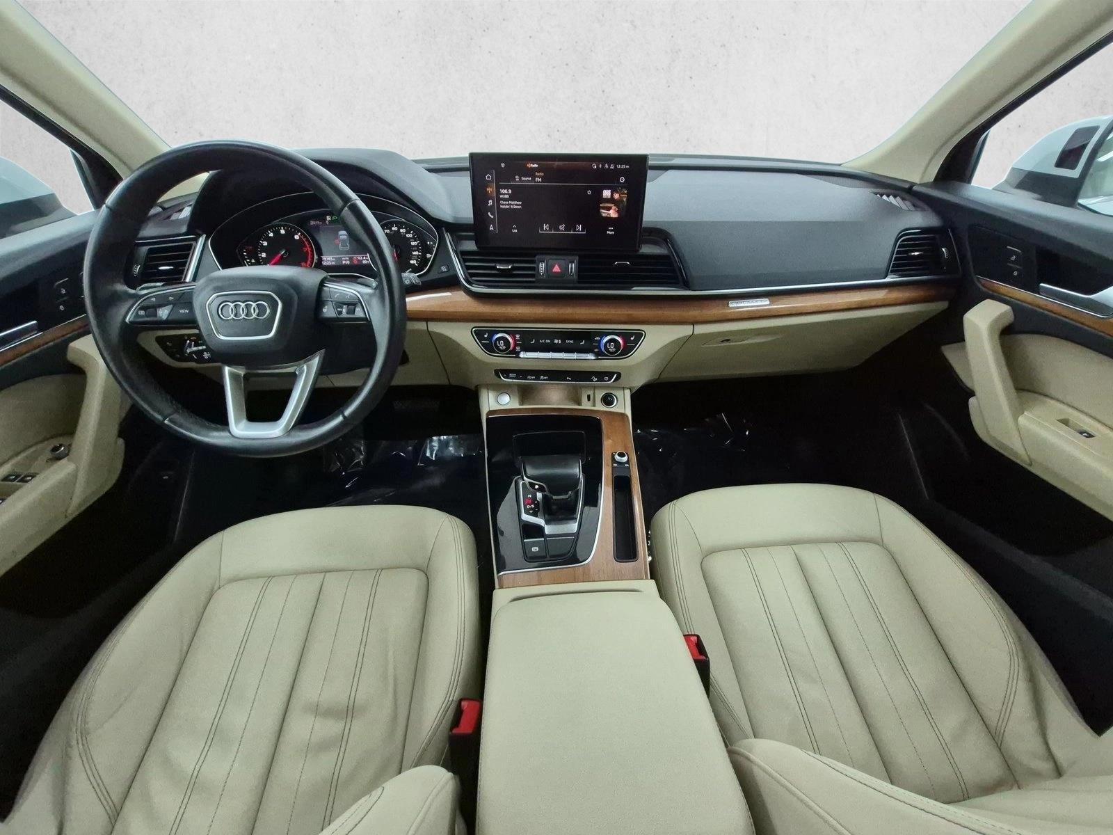 Thumbnail: 2022 Audi Q5 - 4